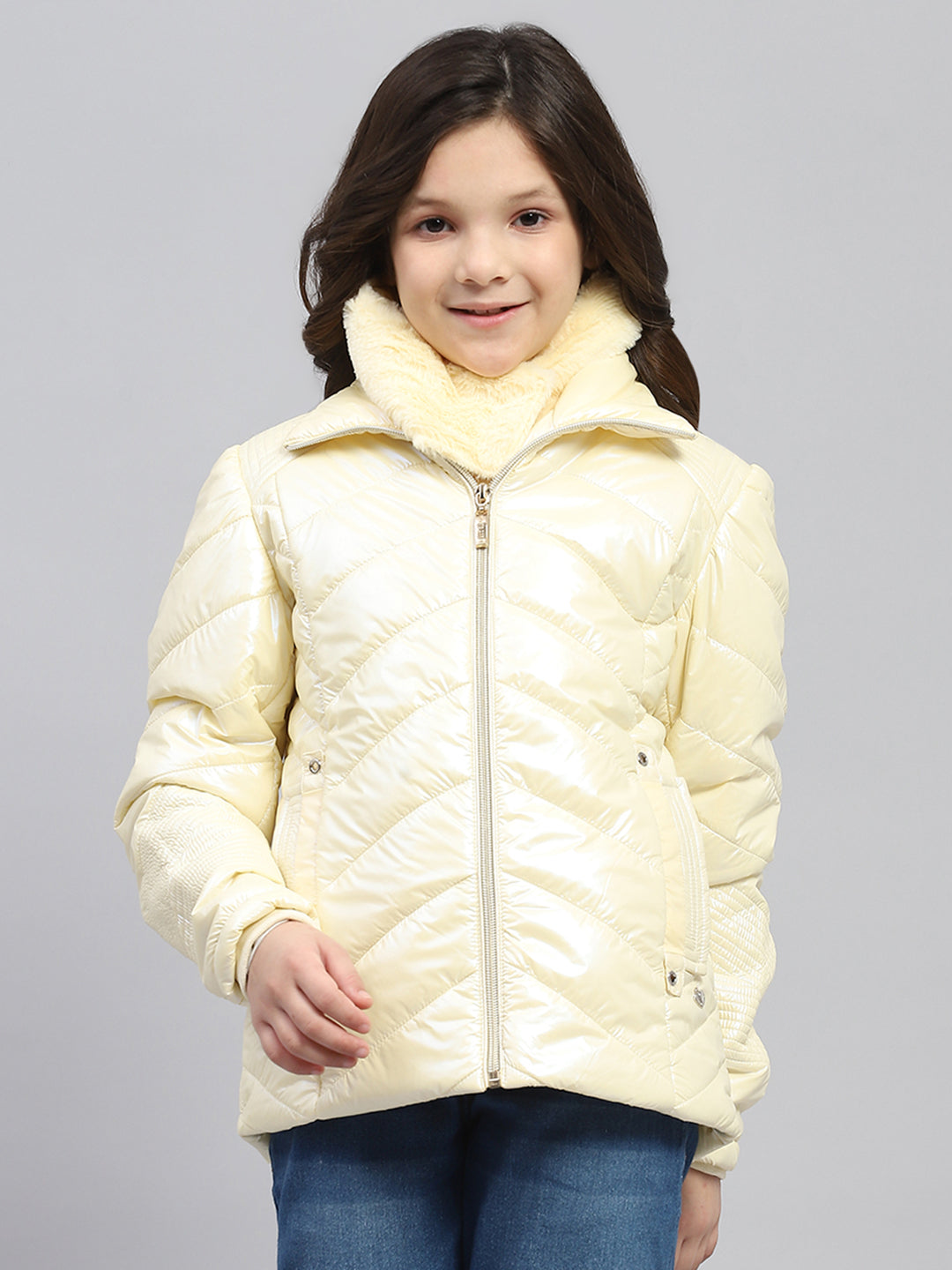 Girls Cream Solid Collar Full Sleeve Reversible Jacket