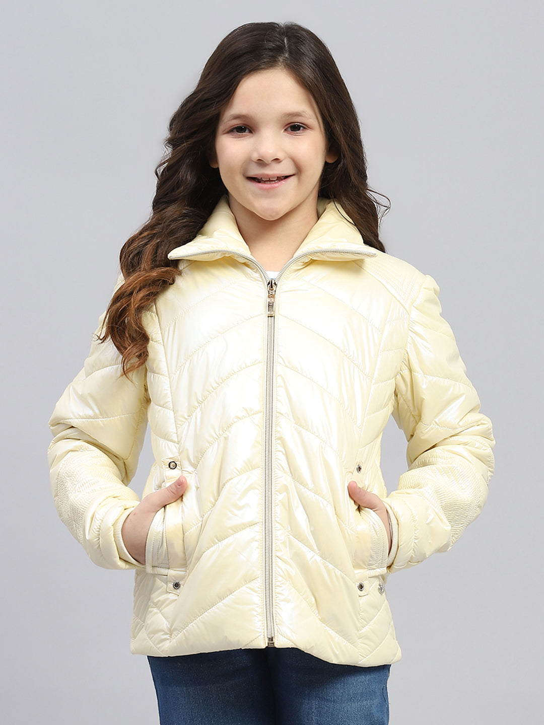 Girls Cream Solid Collar Full Sleeve Reversible Jacket