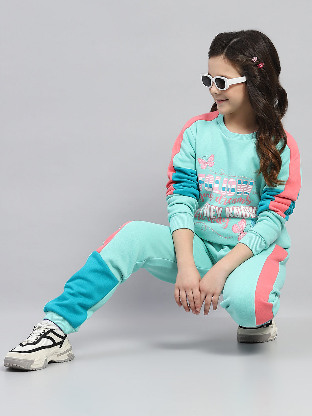 Girls Green Printed Round Neck Full Sleeve Tracksuit