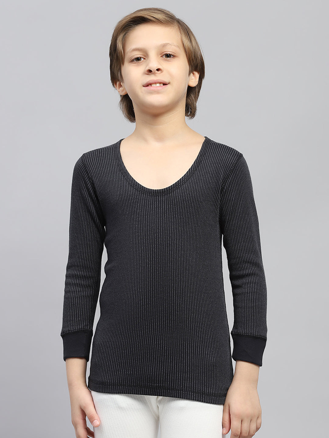 Boys Black Solid Thermal Vest