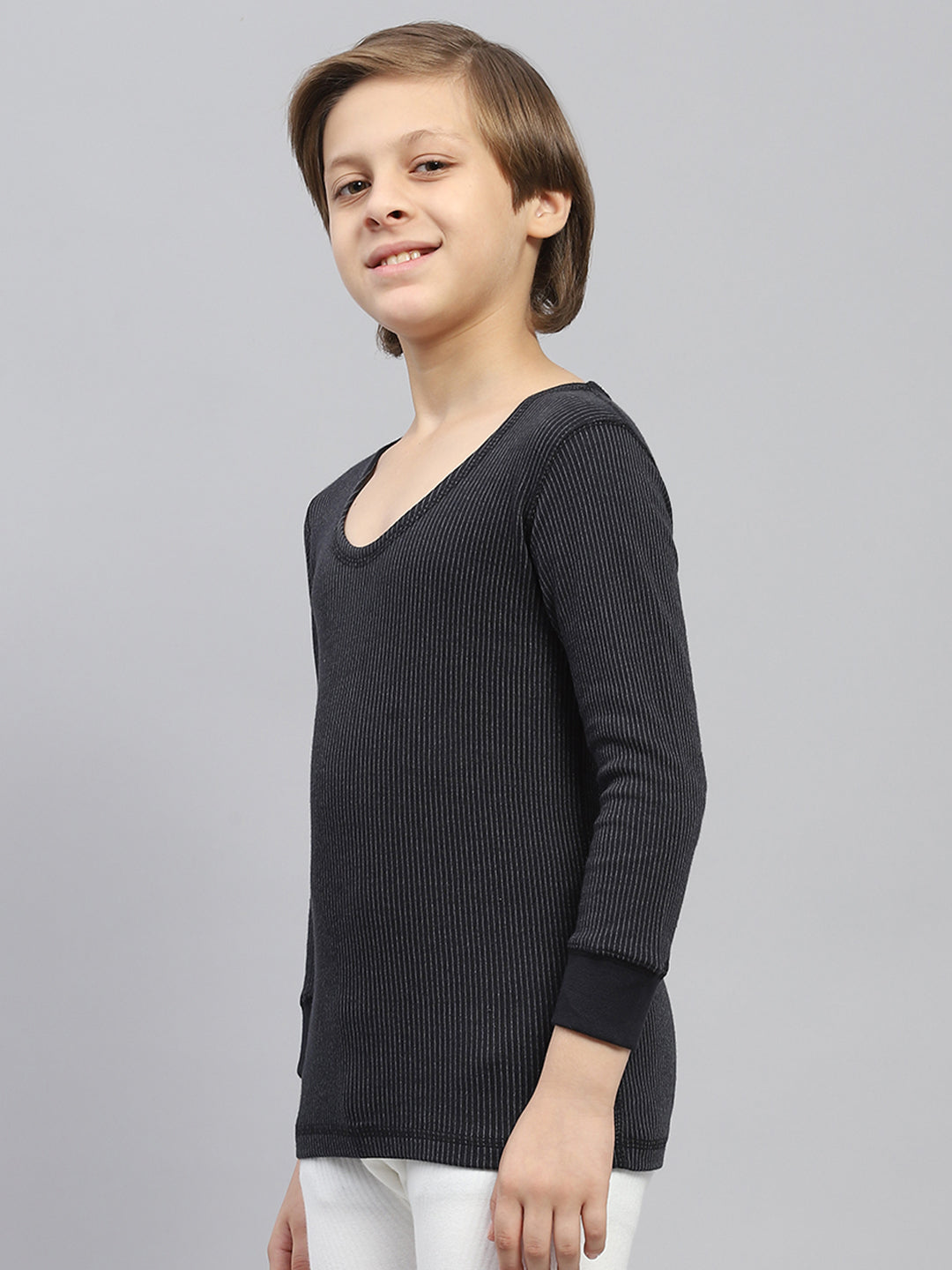 Boys Black Solid Thermal Vest