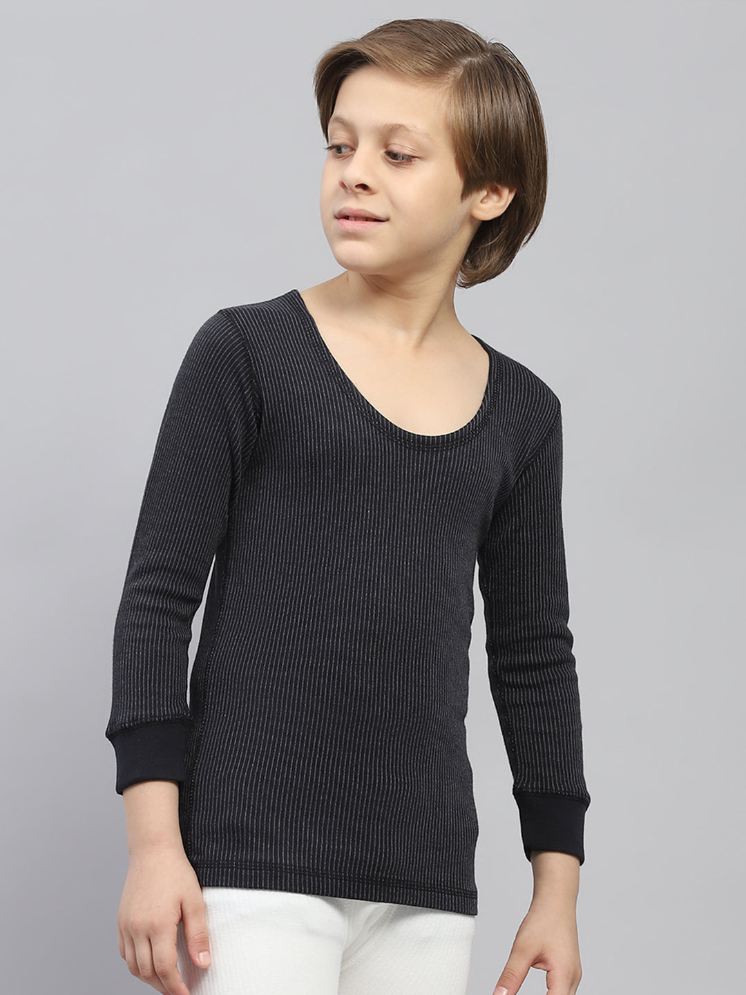 Boys Black Solid Thermal Vest