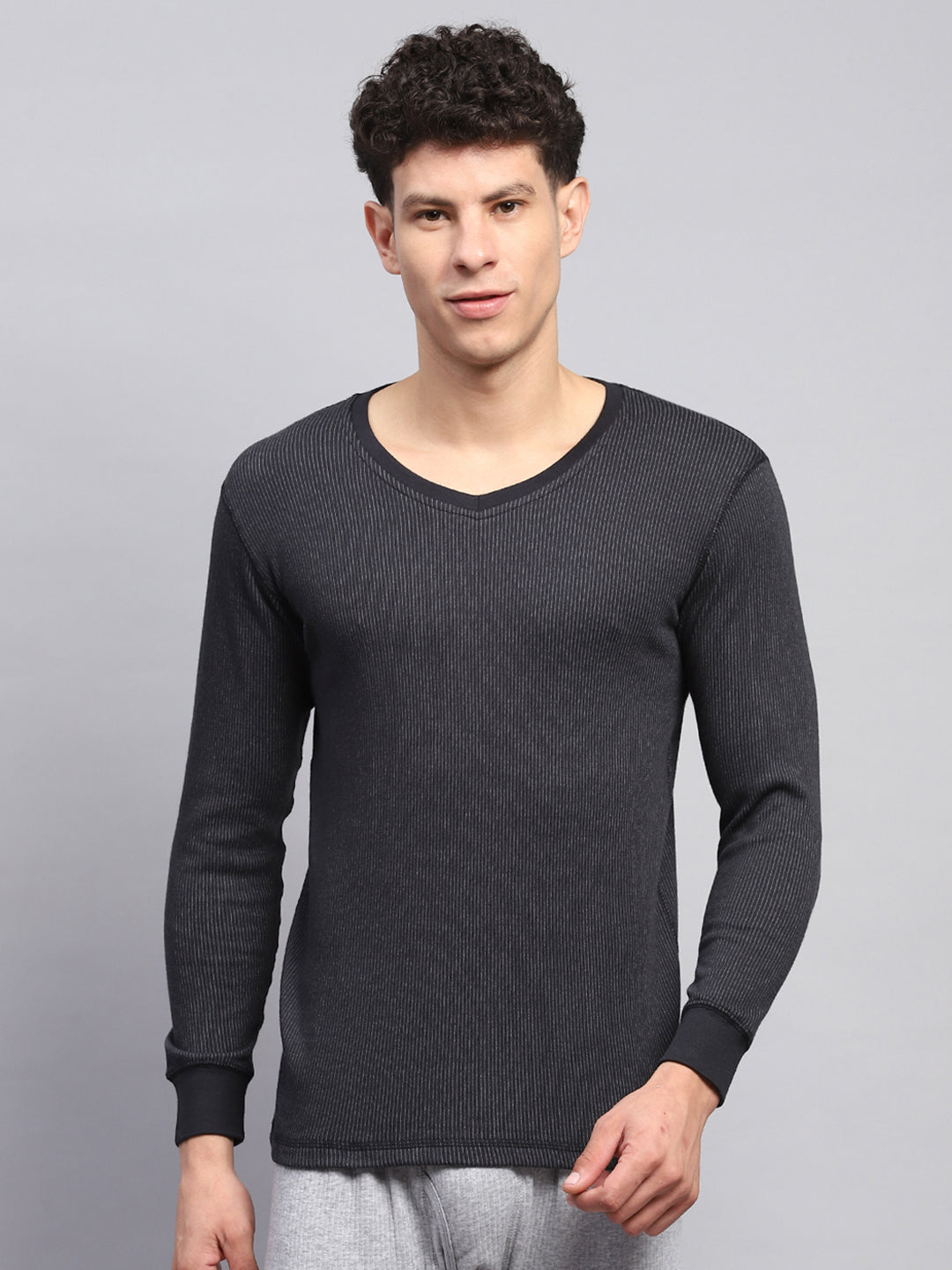 Men Black Solid V Neck Full Sleeve Thermal Vest