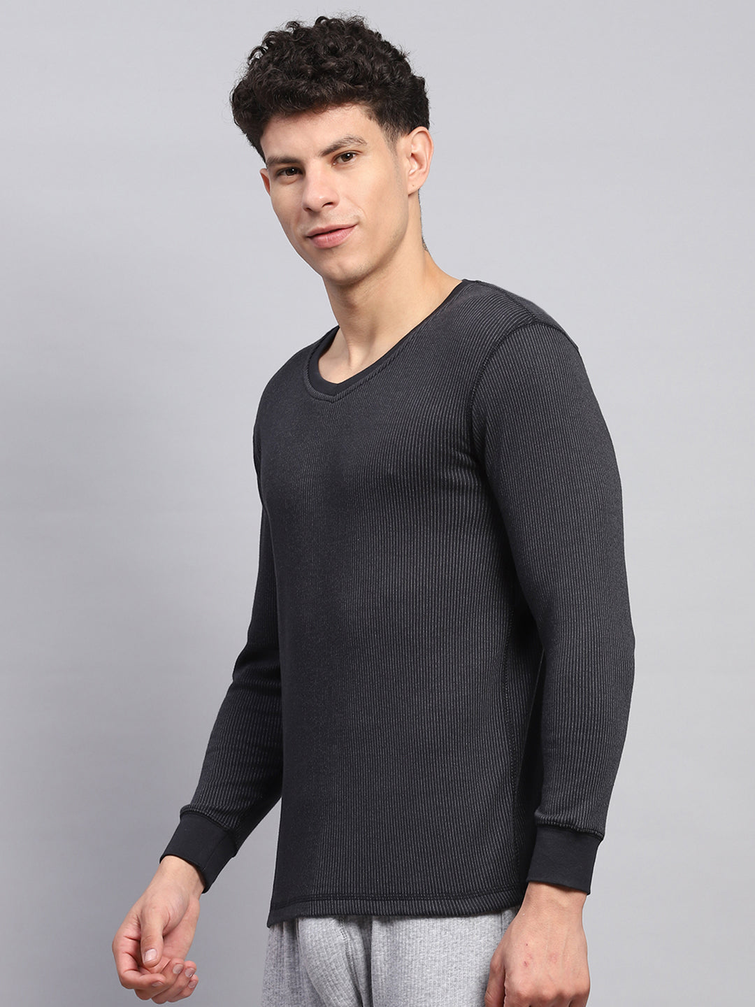 Men Black Solid V Neck Full Sleeve Thermal Vest