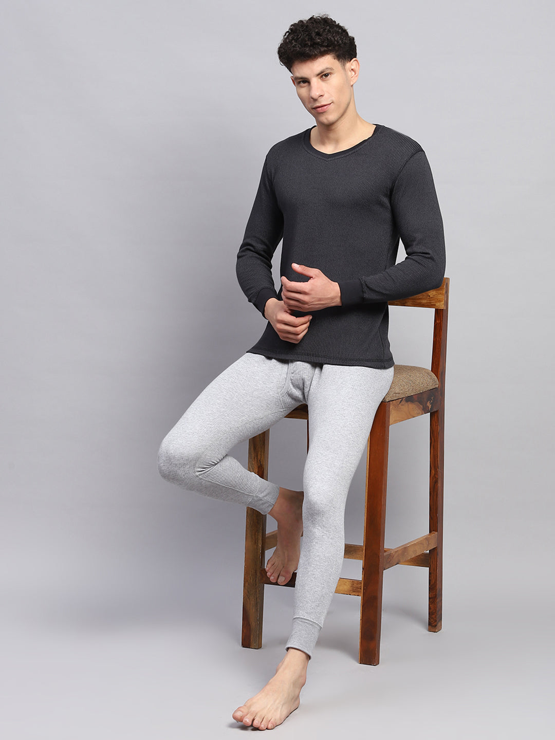 Men Black Solid V Neck Full Sleeve Thermal Vest