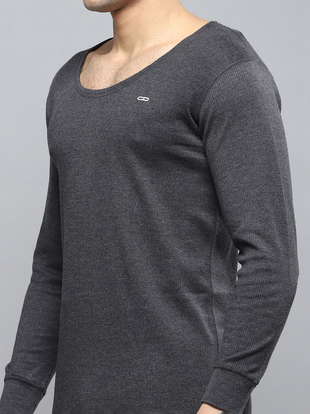 Men Charcoal Solid Round Neck Full Sleeve Thermal Vest