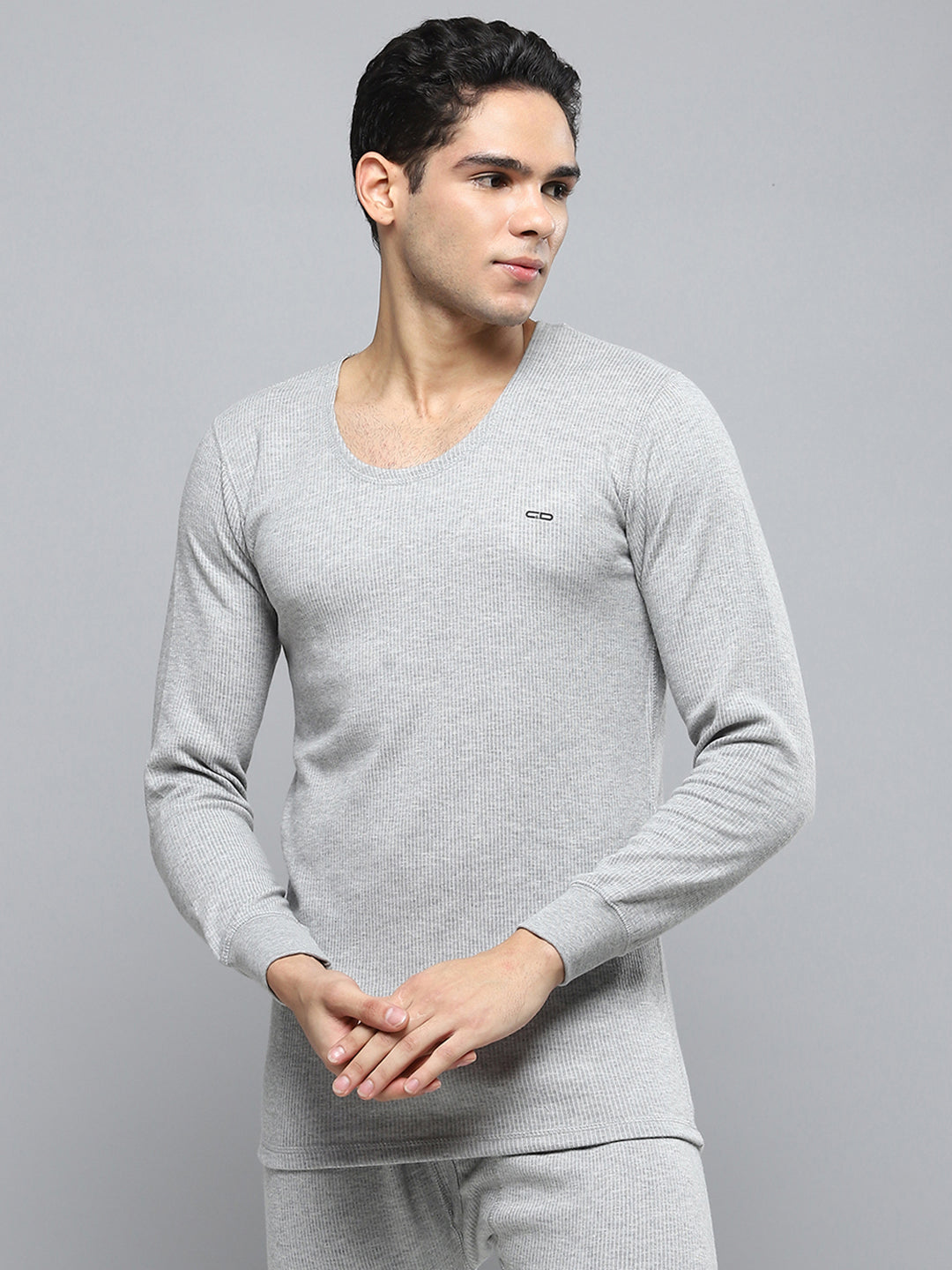 Men Grey Solid Round Neck Full Sleeve Thermal Vest