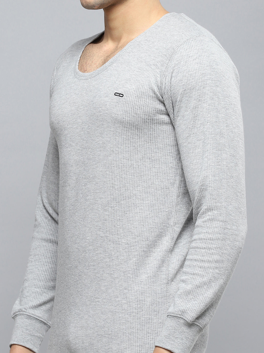 Men Grey Solid Round Neck Full Sleeve Thermal Vest