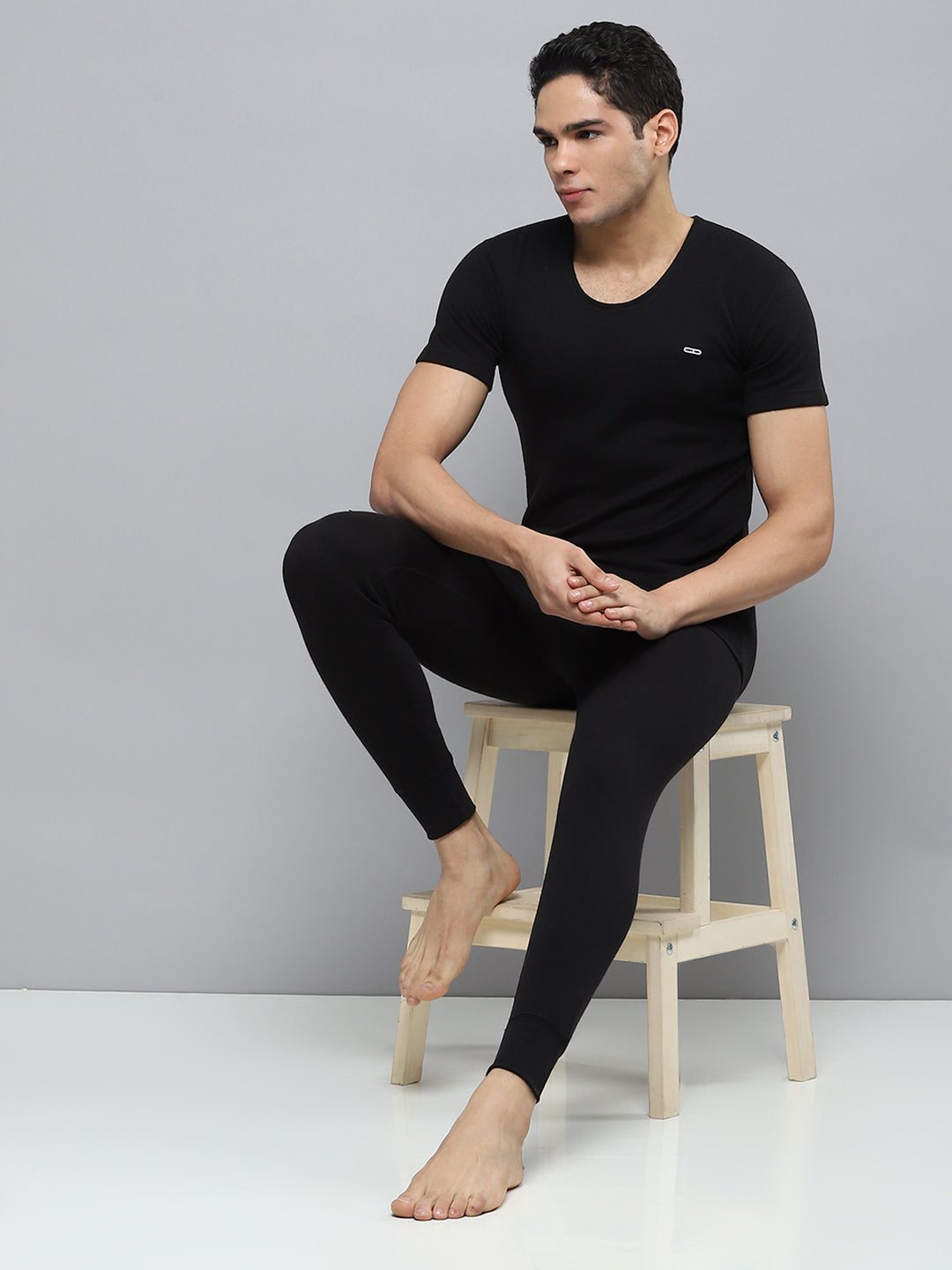 Men Black Solid Thermal Lower