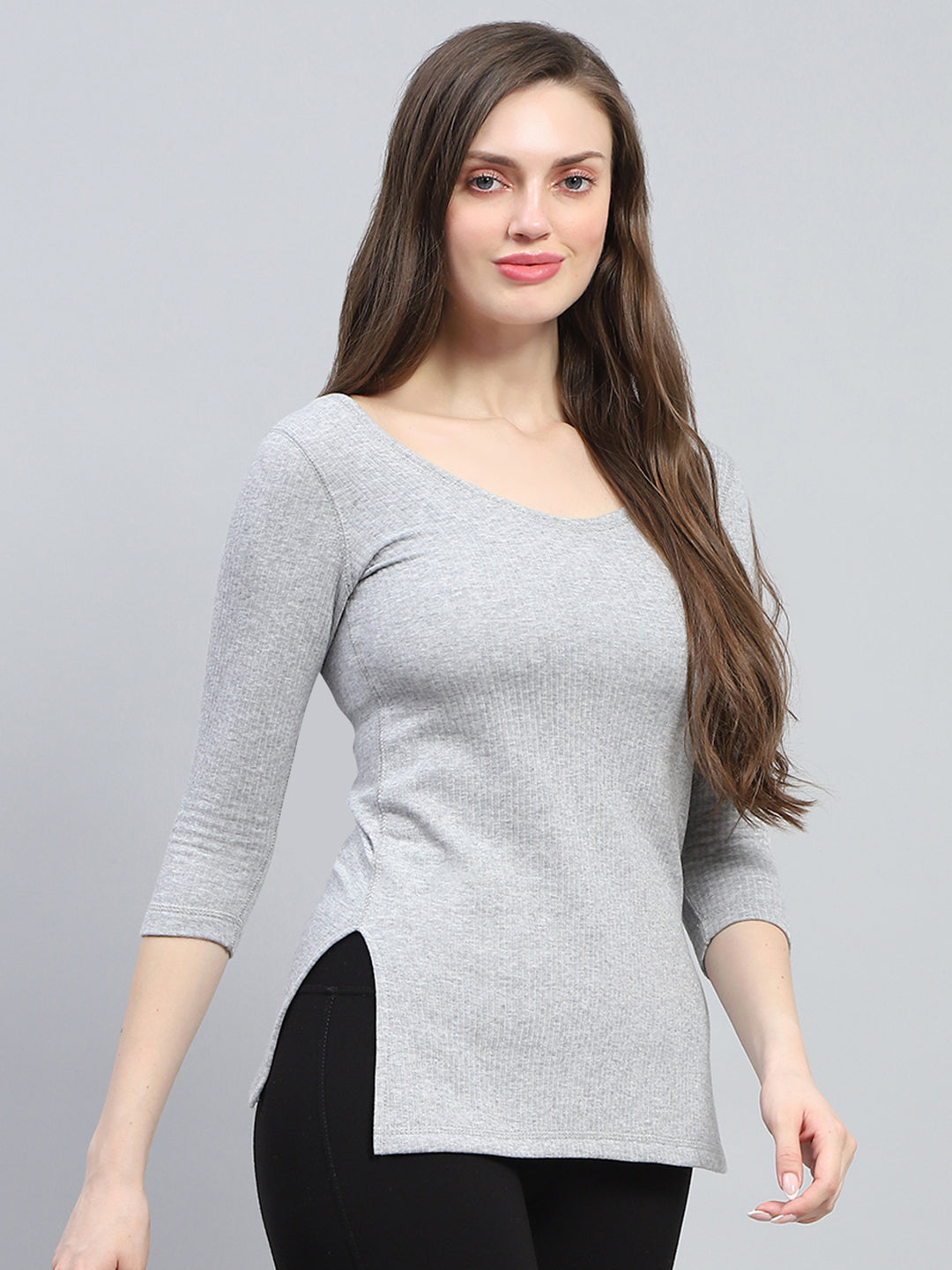 Women Grey Solid Round Neck 3/4th Sleeve Thermal Vest