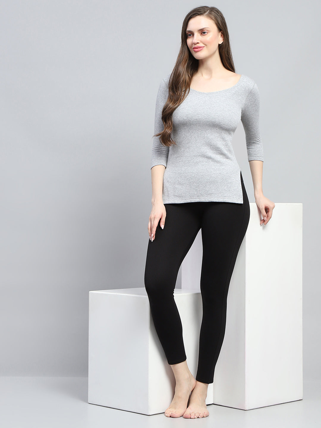 Women Grey Solid Round Neck 3/4th Sleeve Thermal Vest