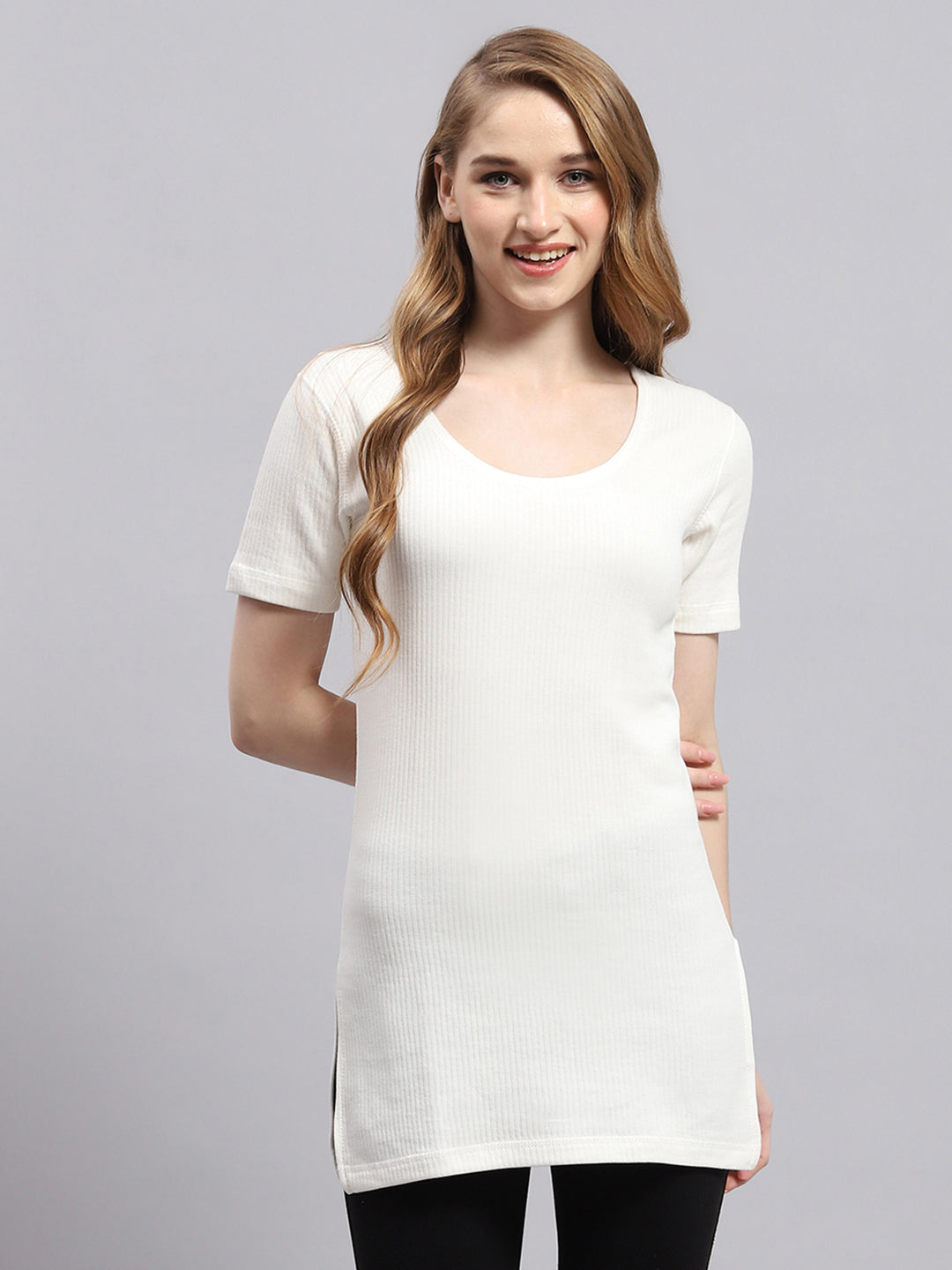 Women White Solid Round Neck Half Sleeve Thermal Vest