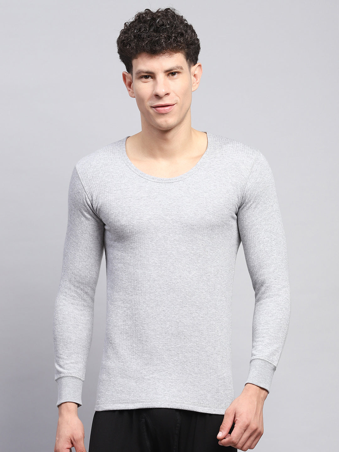 Men Grey Solid Round Neck Full Sleeve Thermal Vest