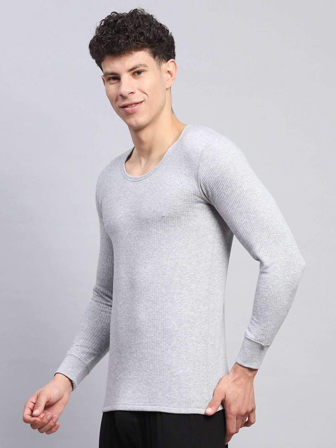 Men Grey Solid Round Neck Full Sleeve Thermal Vest