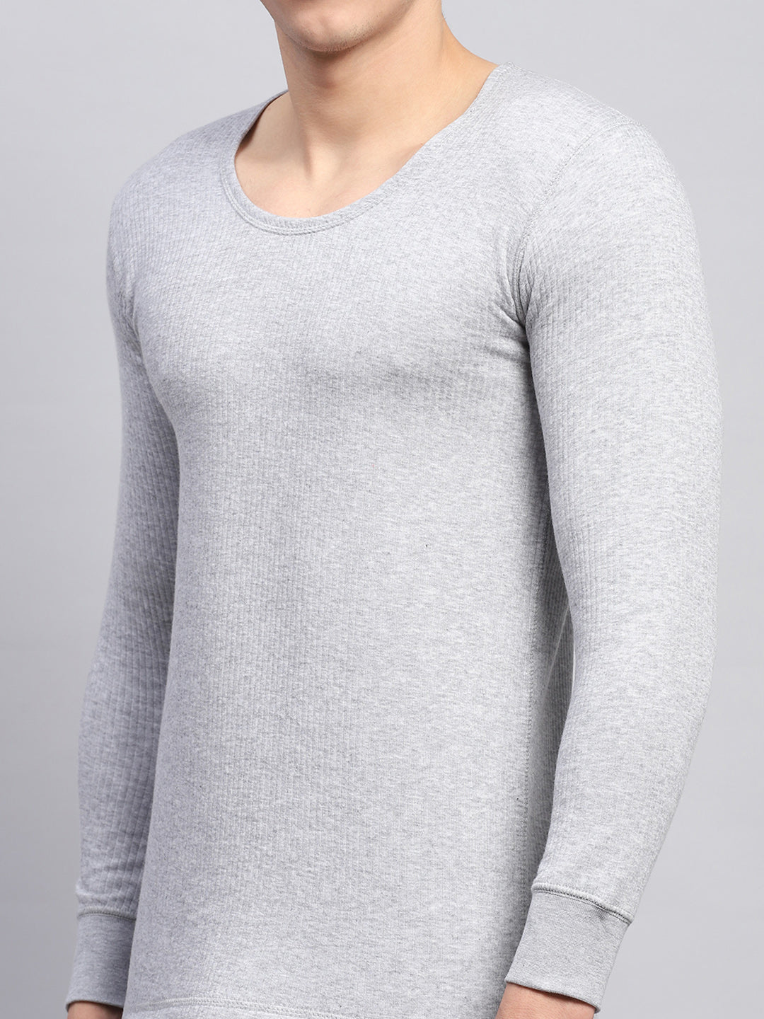 Men Grey Solid Round Neck Full Sleeve Thermal Vest