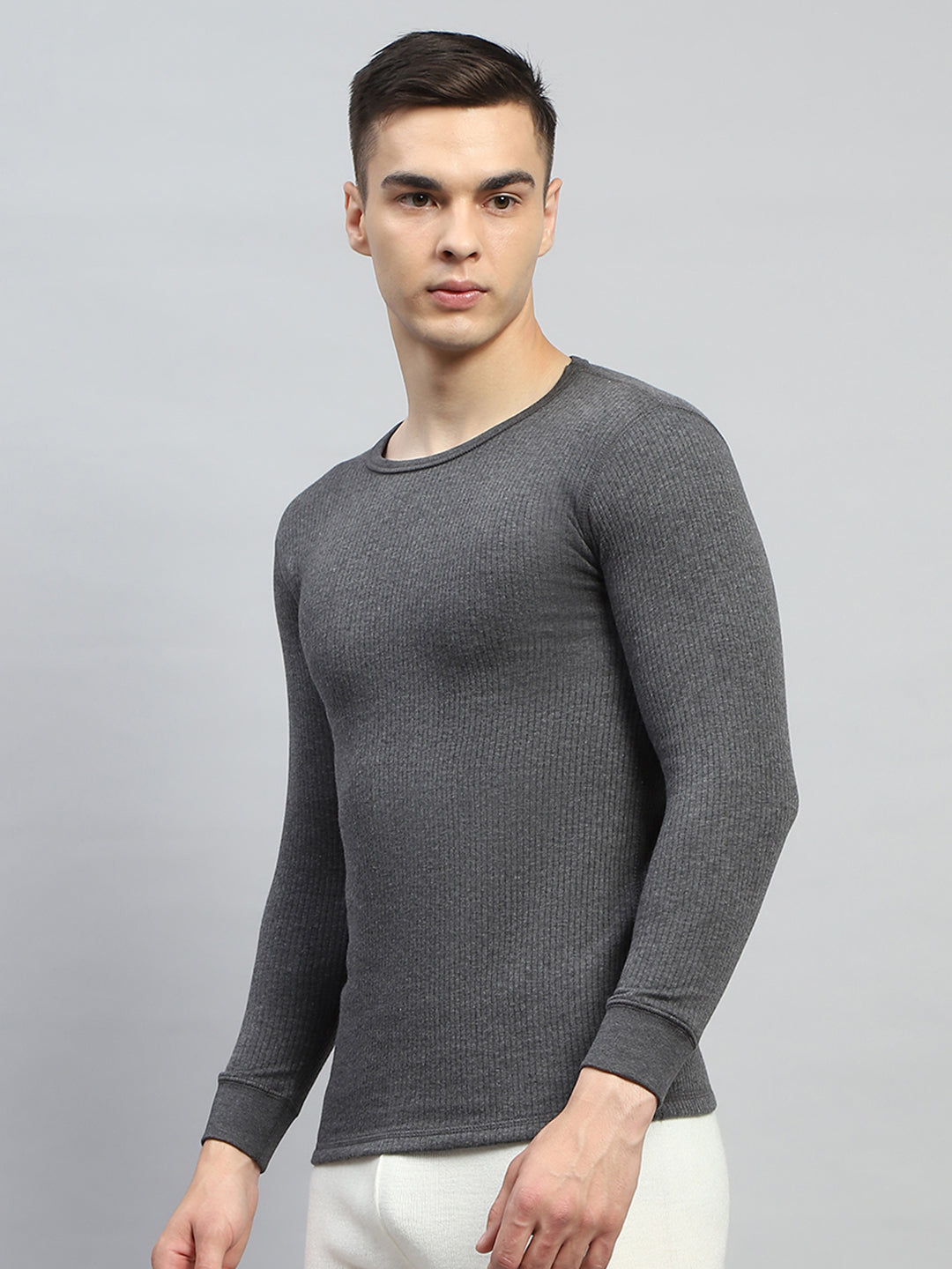 Men Charcoal Solid Round Neck Full Sleeve Thermal Vest