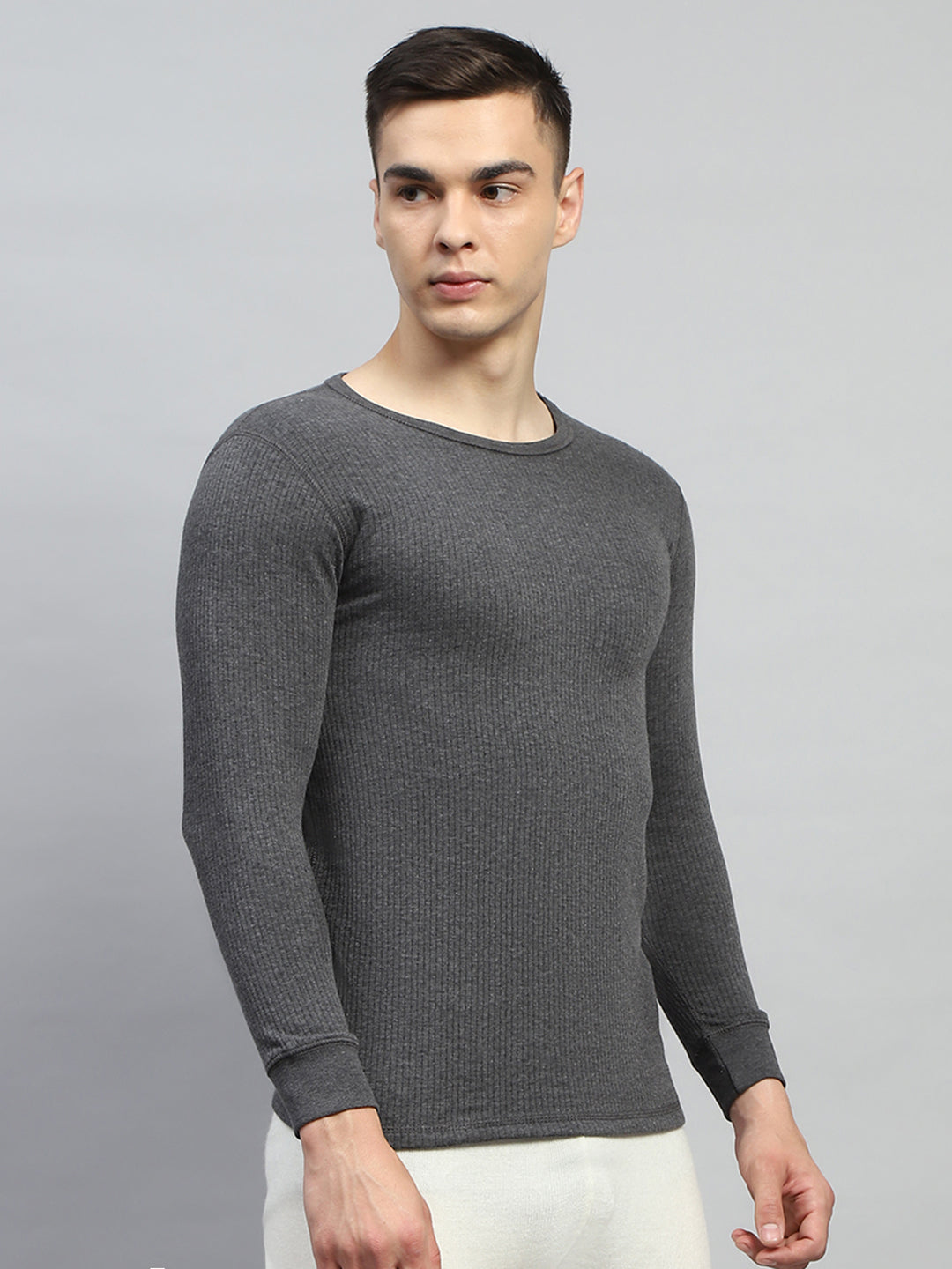 Men Charcoal Solid Round Neck Full Sleeve Thermal Vest