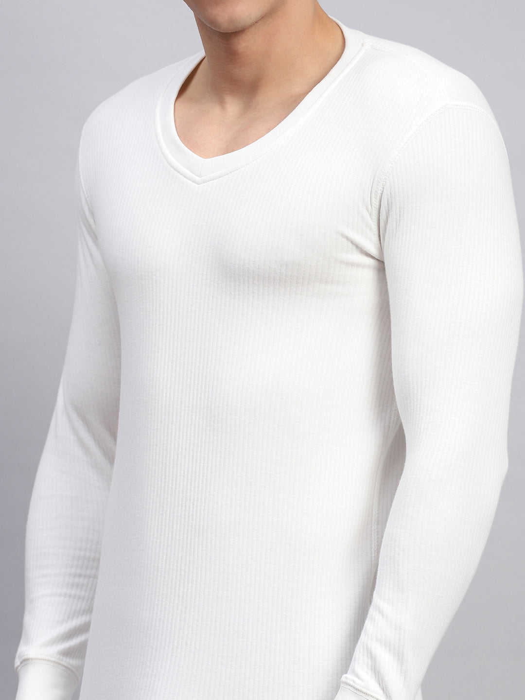 Men White Solid V Neck Full Sleeve Thermal Vest