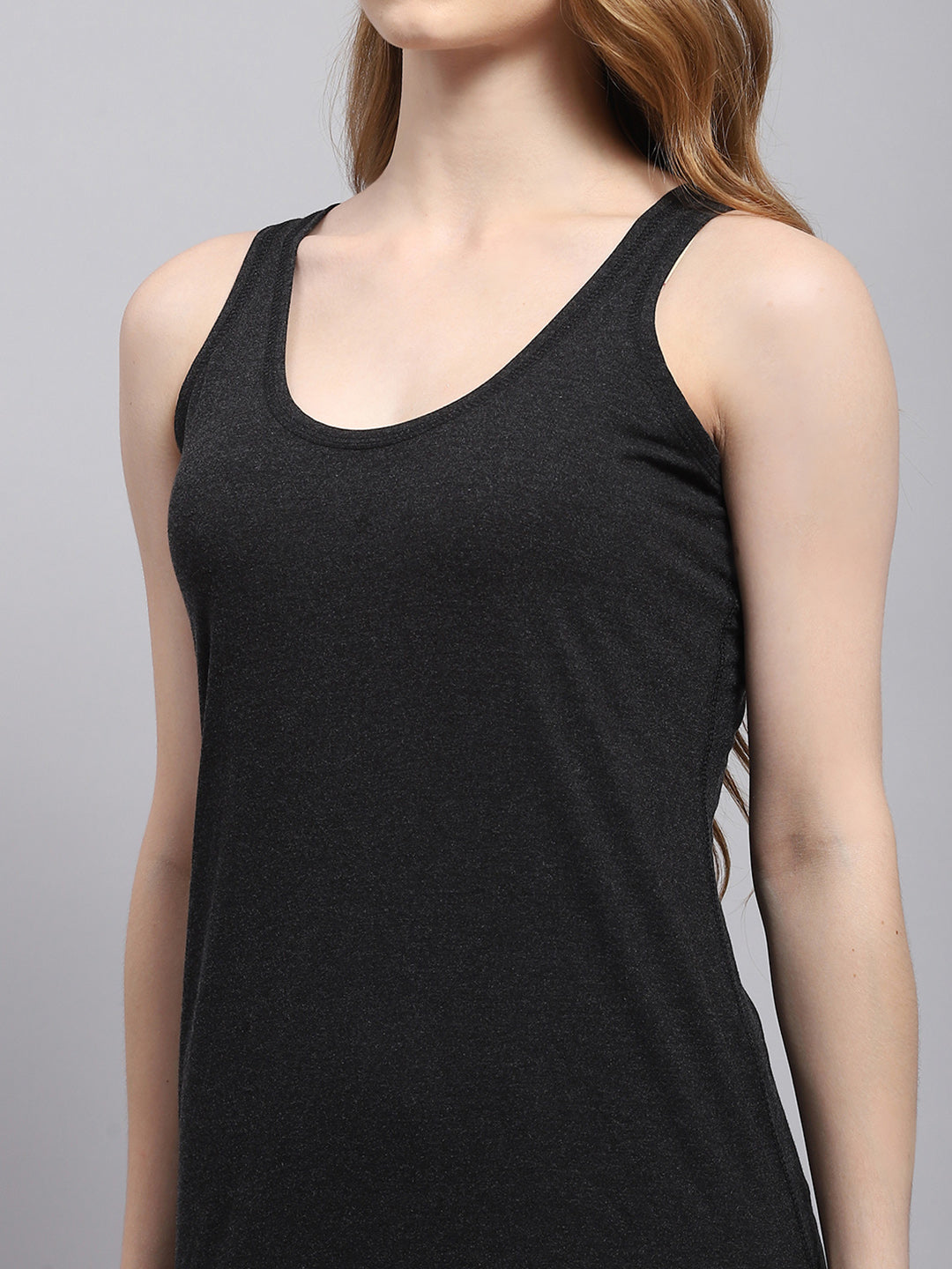 Women Black Solid Round Neck Sleeveless Thermal Vest