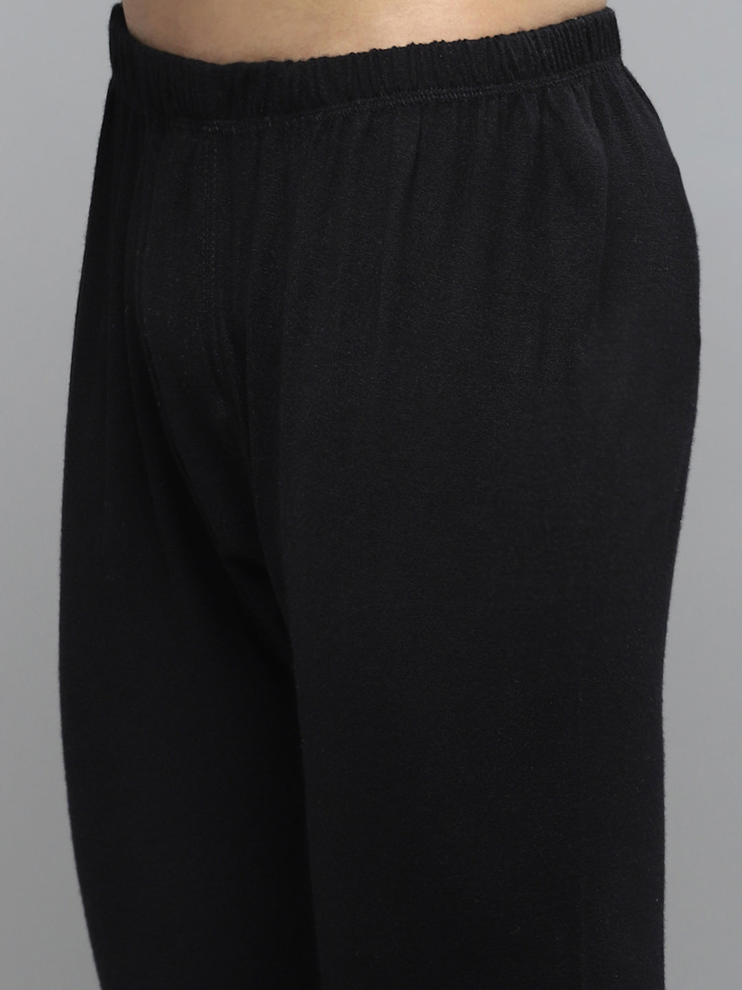 Men Black Solid Thermal Lower