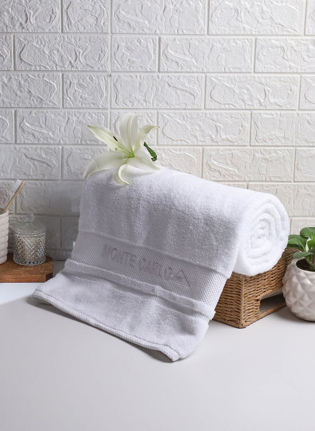 White Cotton 625 GSM Bath Towel