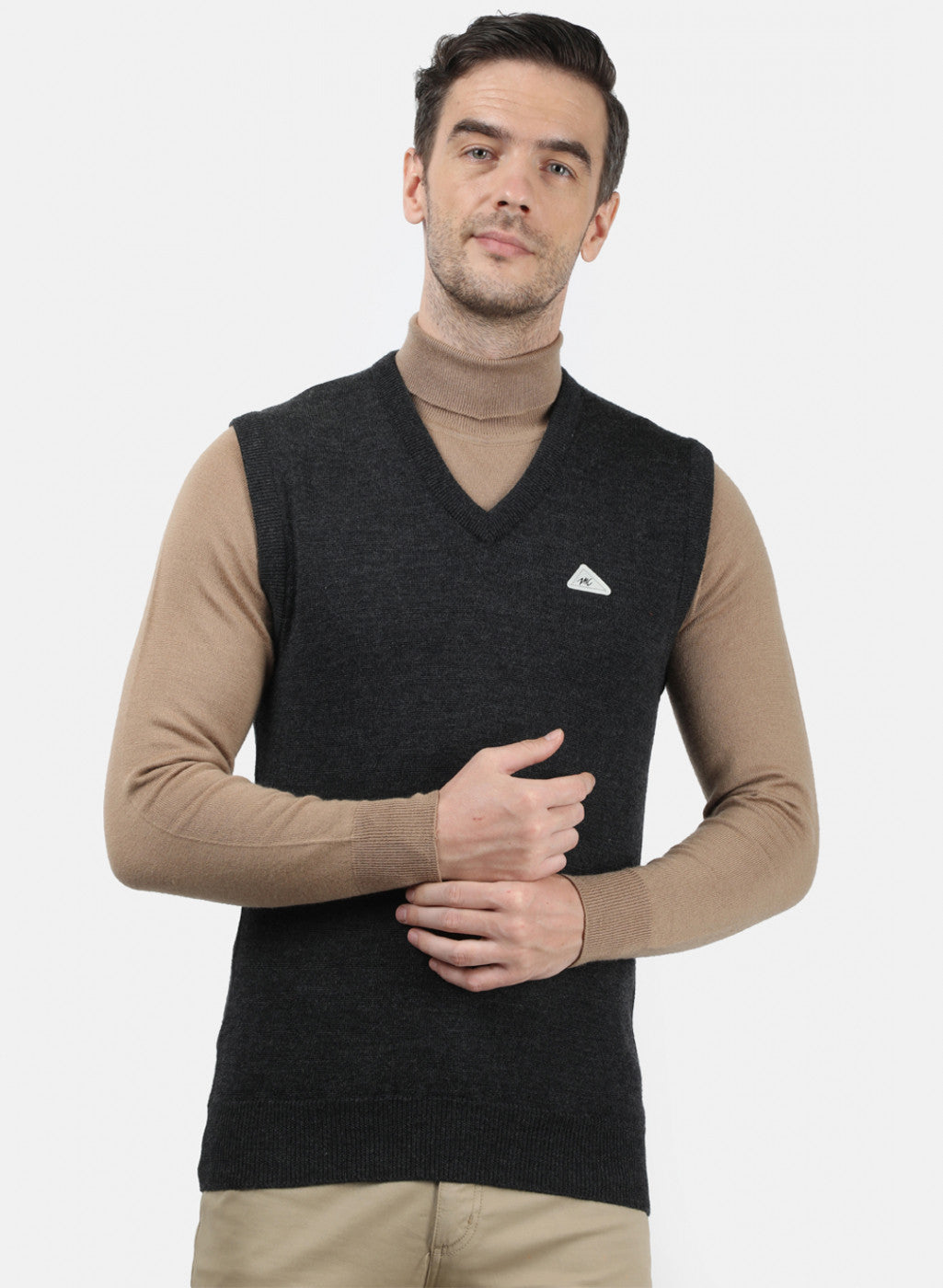 Men Dark Grey Solid Sweater