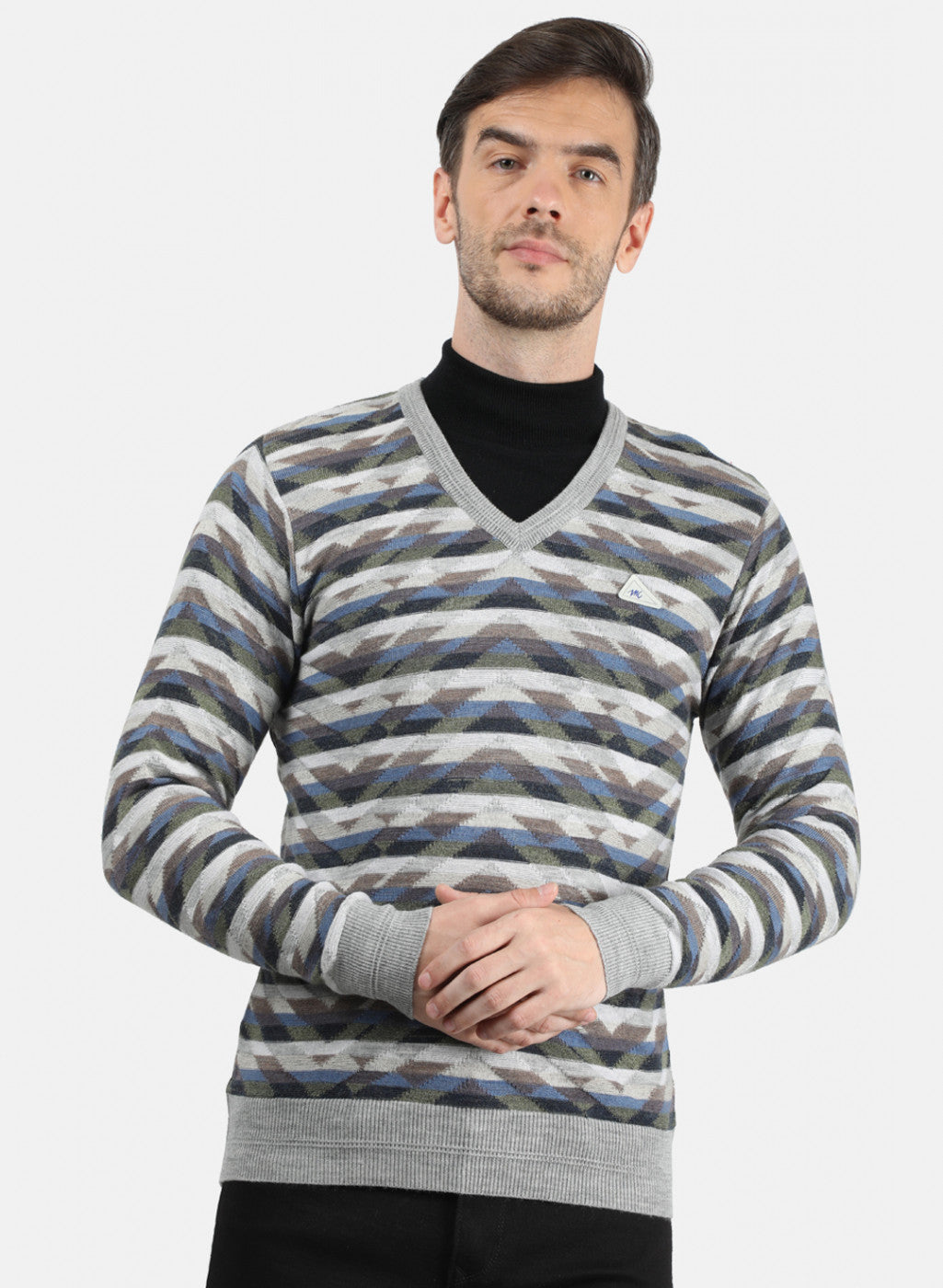 Men Grey Solid Pullover