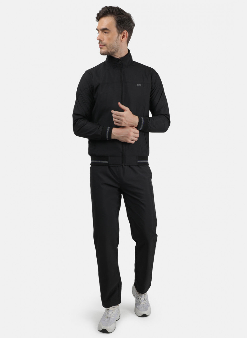 Men Black Plain Tracksuit