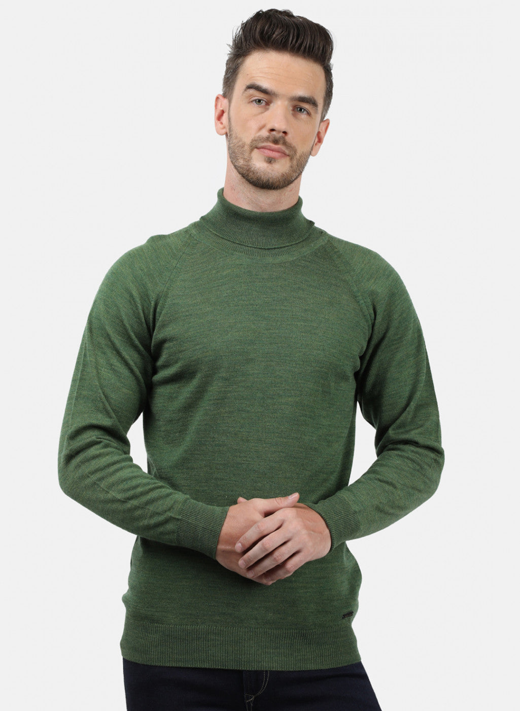 Men Olive Solid Pullover