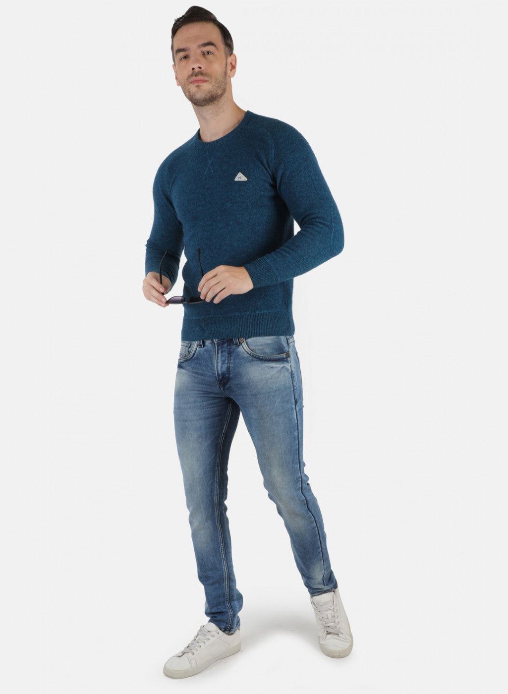 Men Blue Solid Pullover