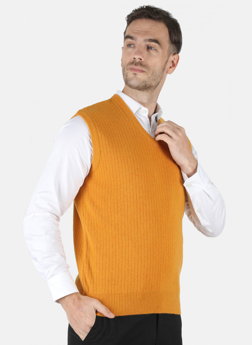 Men Yellow Solid Sweater