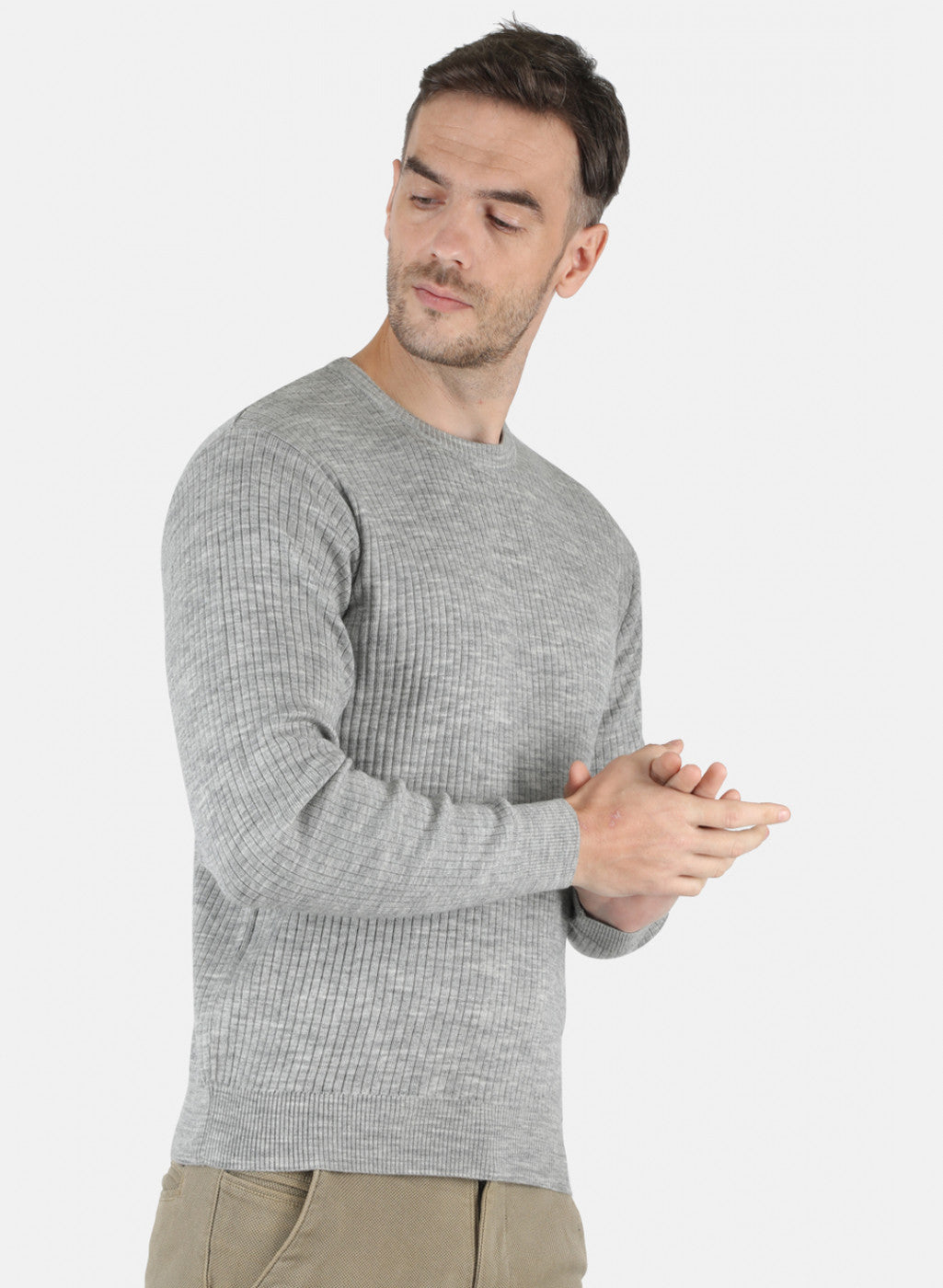 Men Grey Solid Pullover