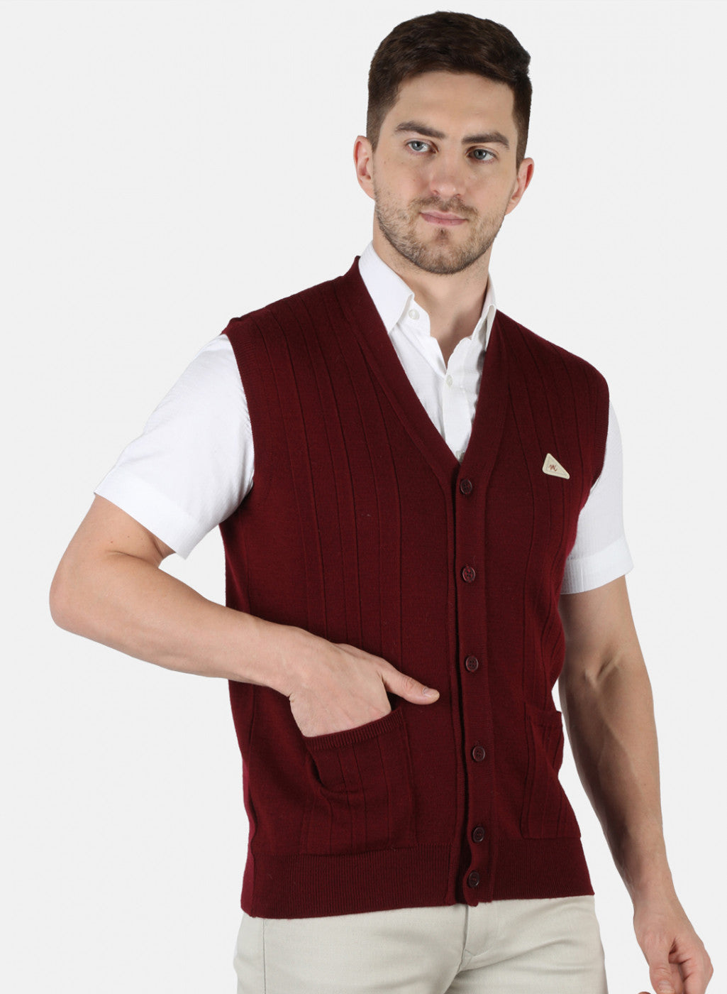 Men Maroon Solid Cardigan