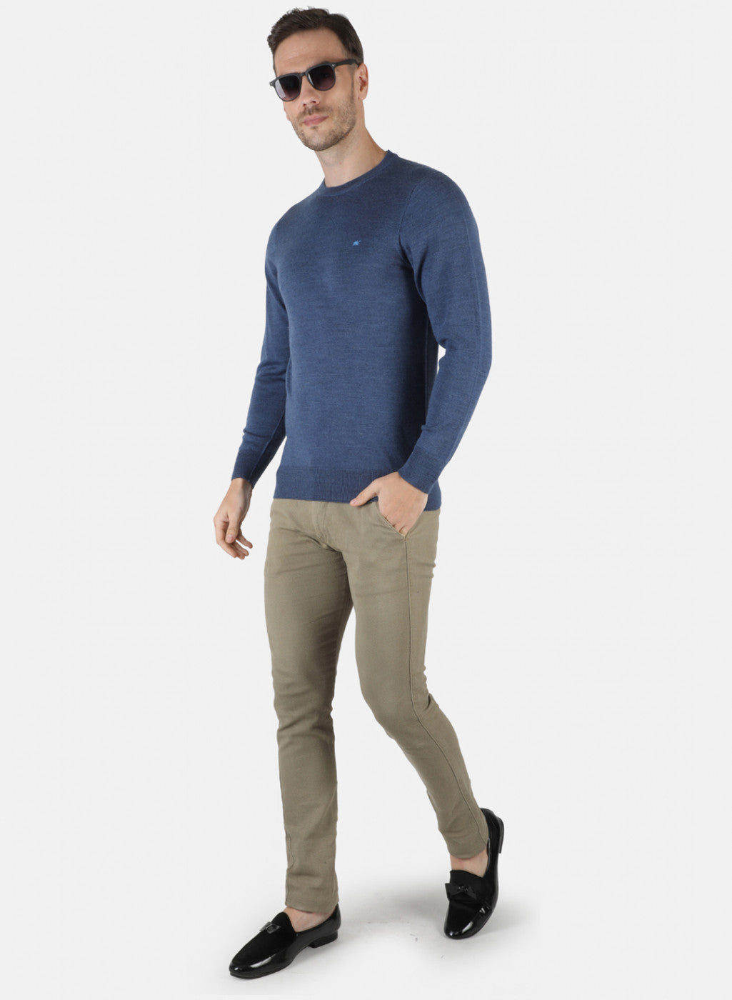 Men Blue Solid Pullover