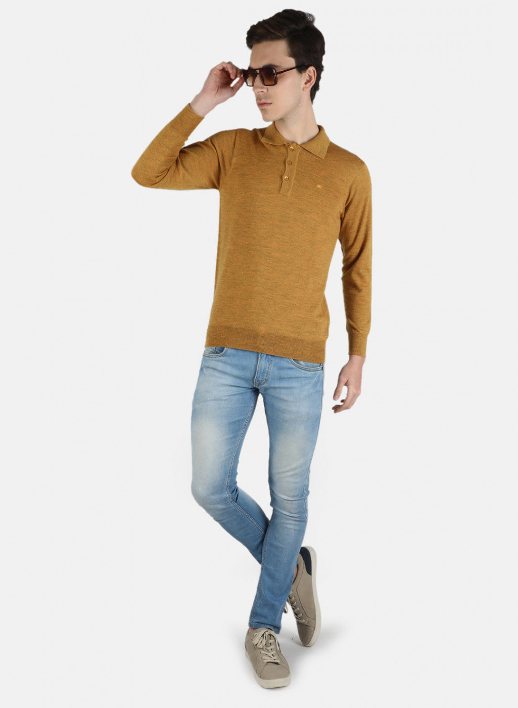 Men Yellow Solid T-Shirt