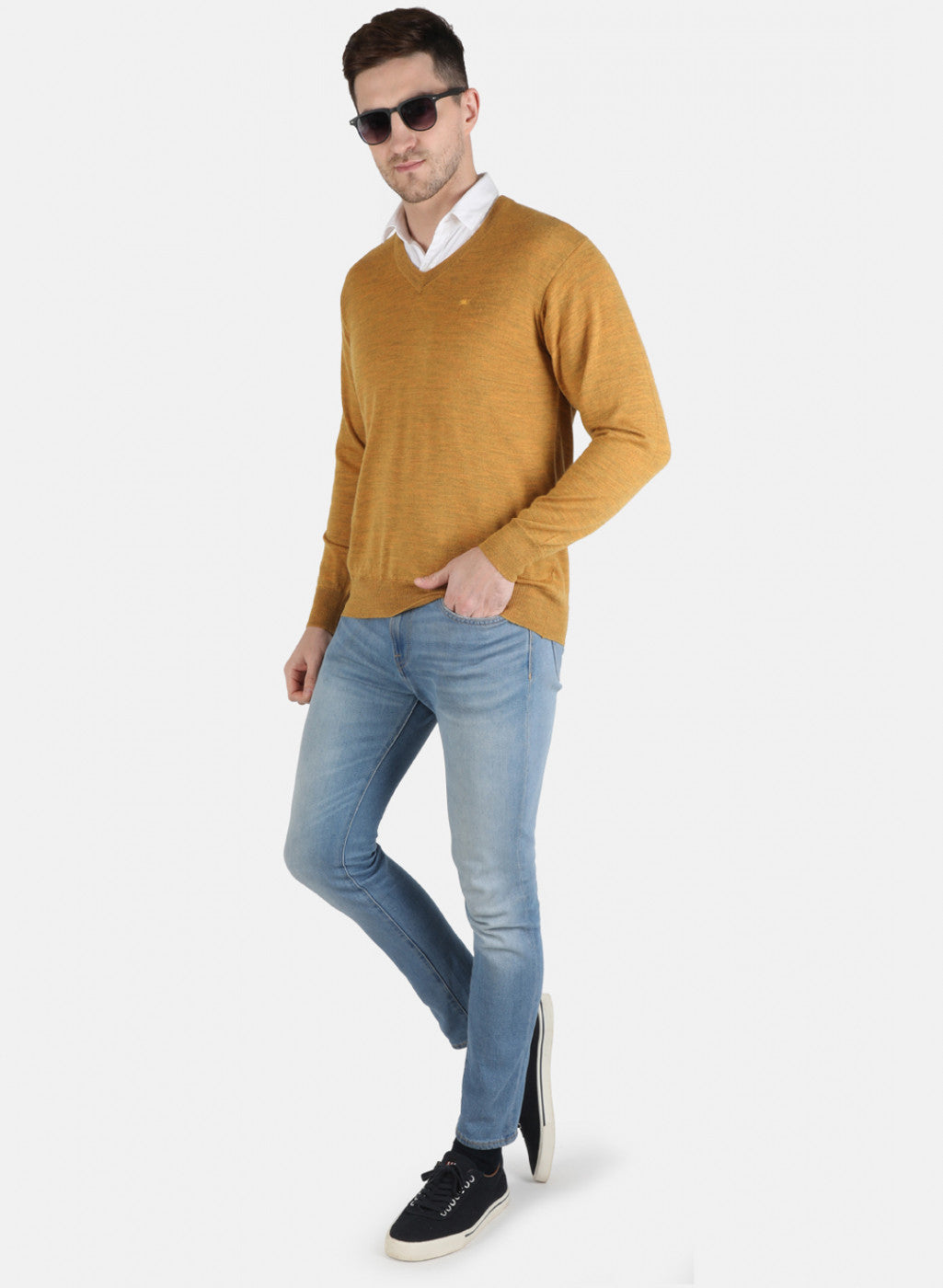 Men Yellow Solid Pullover