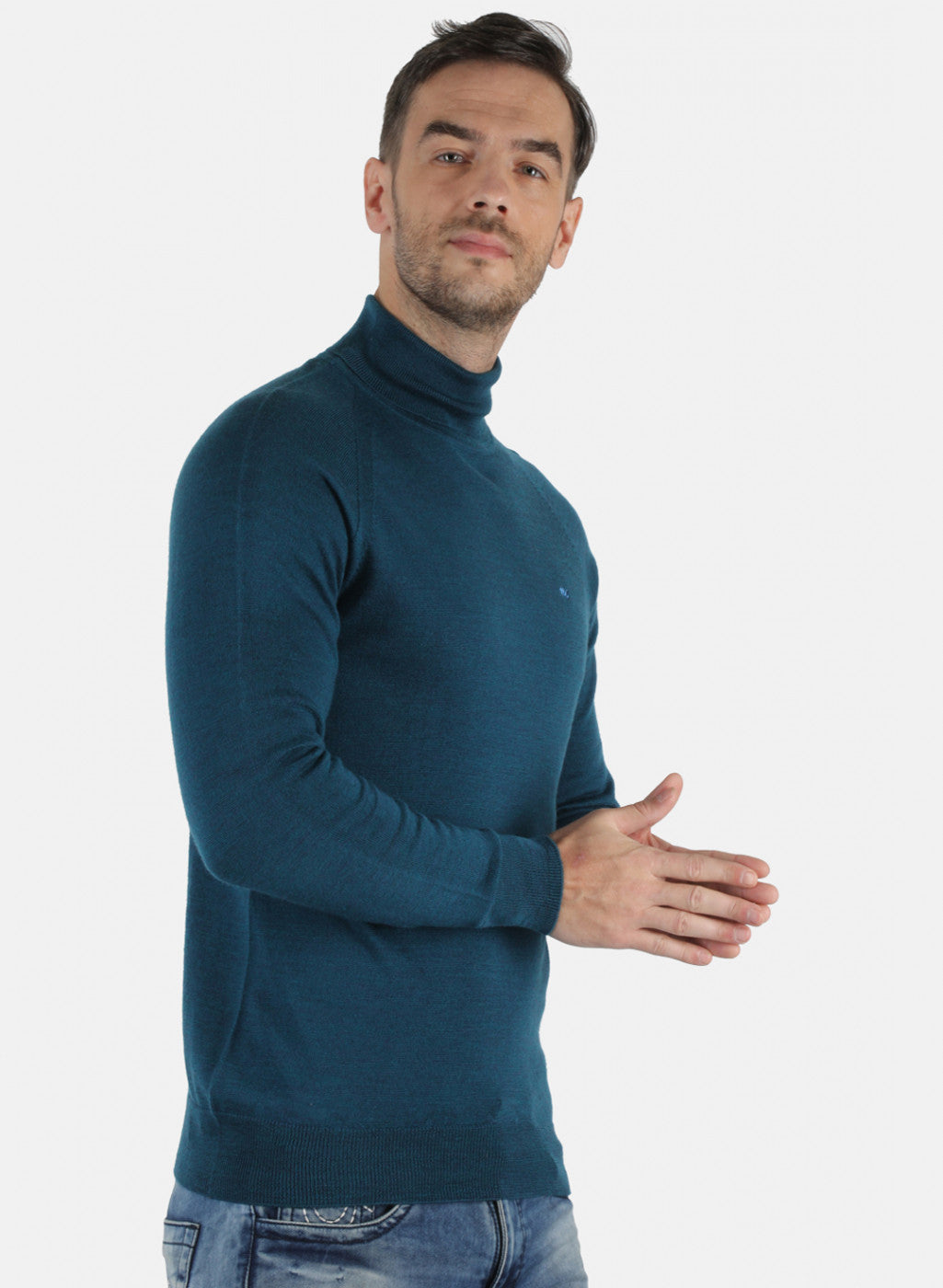 Men Blue Solid Pullover