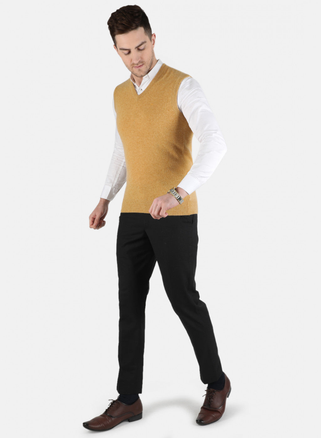 Men Yellow Solid Sweater