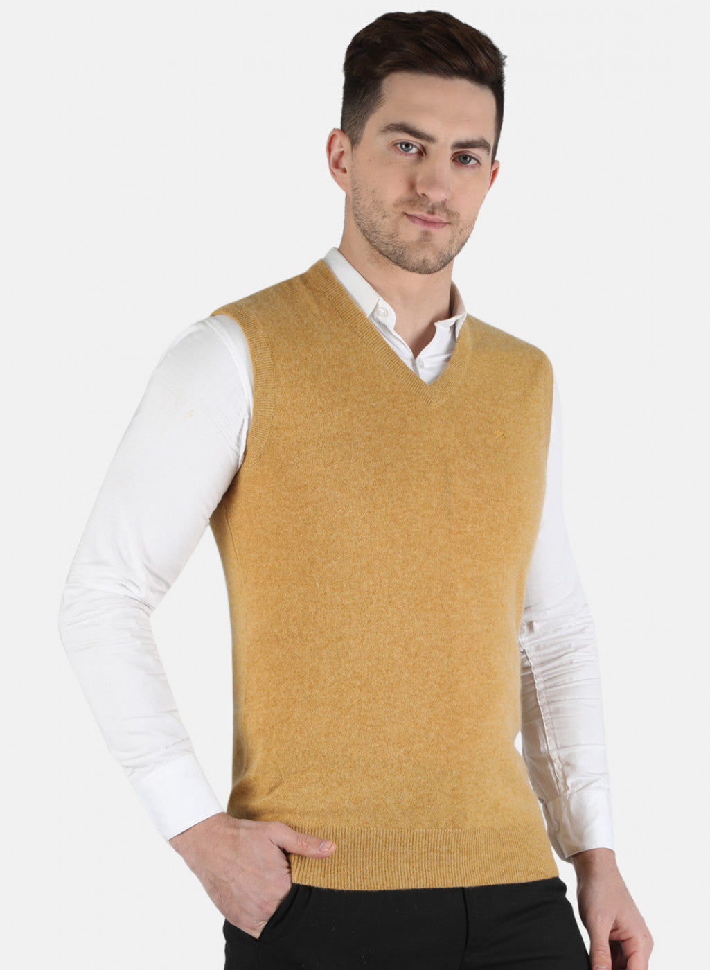 Men Yellow Solid Sweater