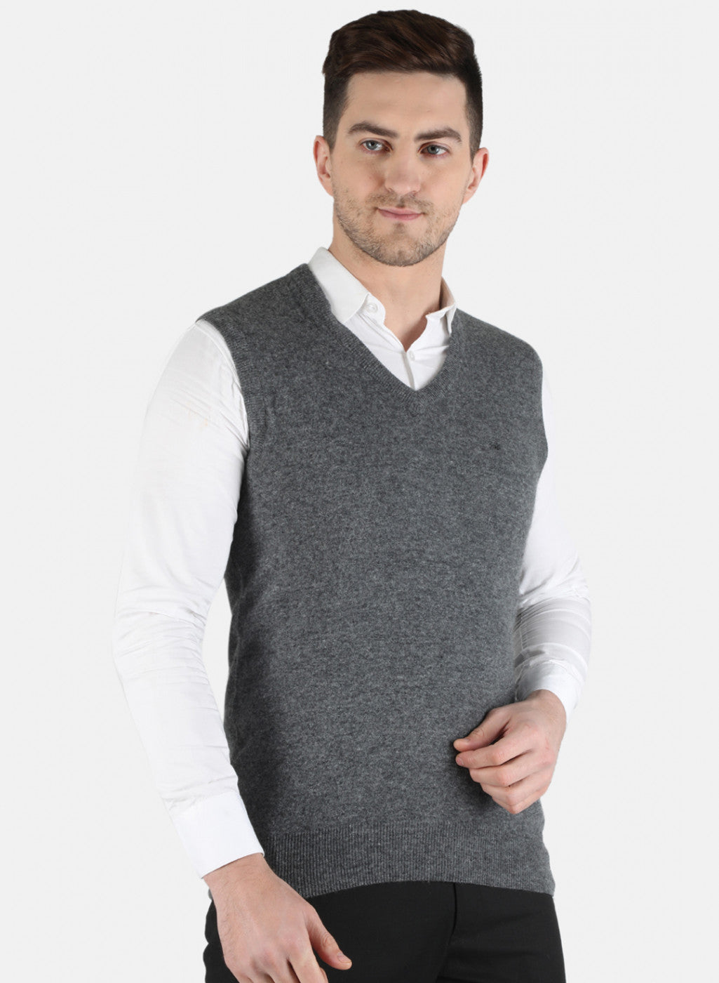 Men Grey Solid Sweater