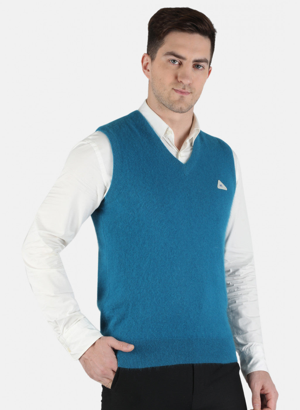 Men Blue Solid Sweater