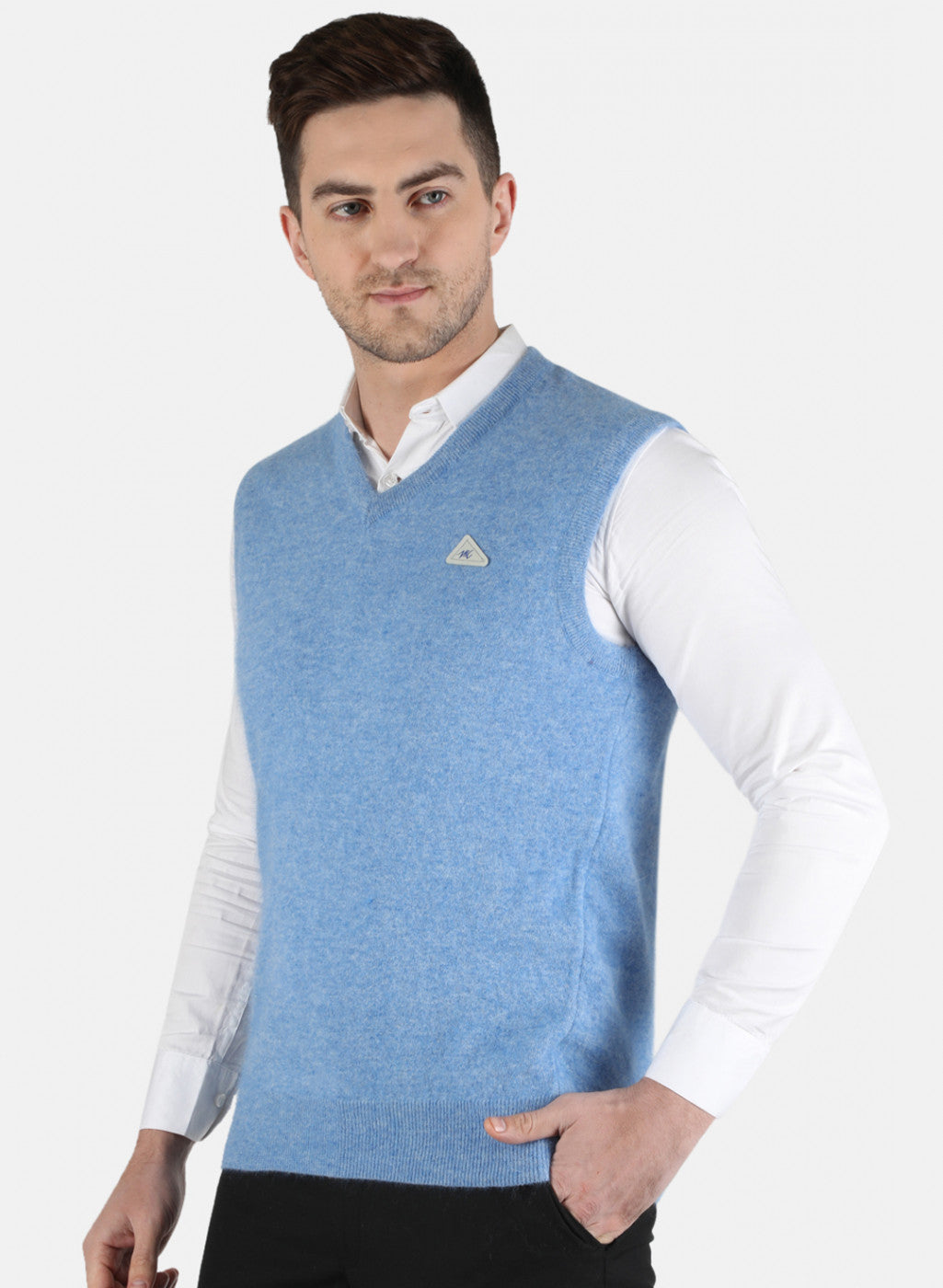 Men Blue Solid Sweater