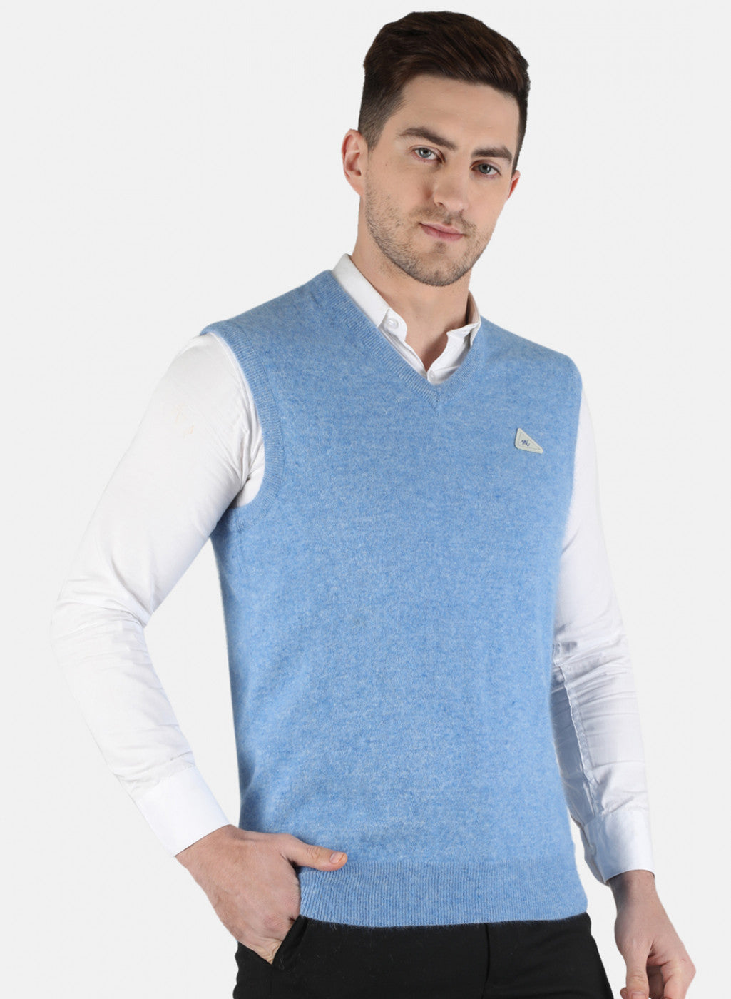 Men Blue Solid Sweater