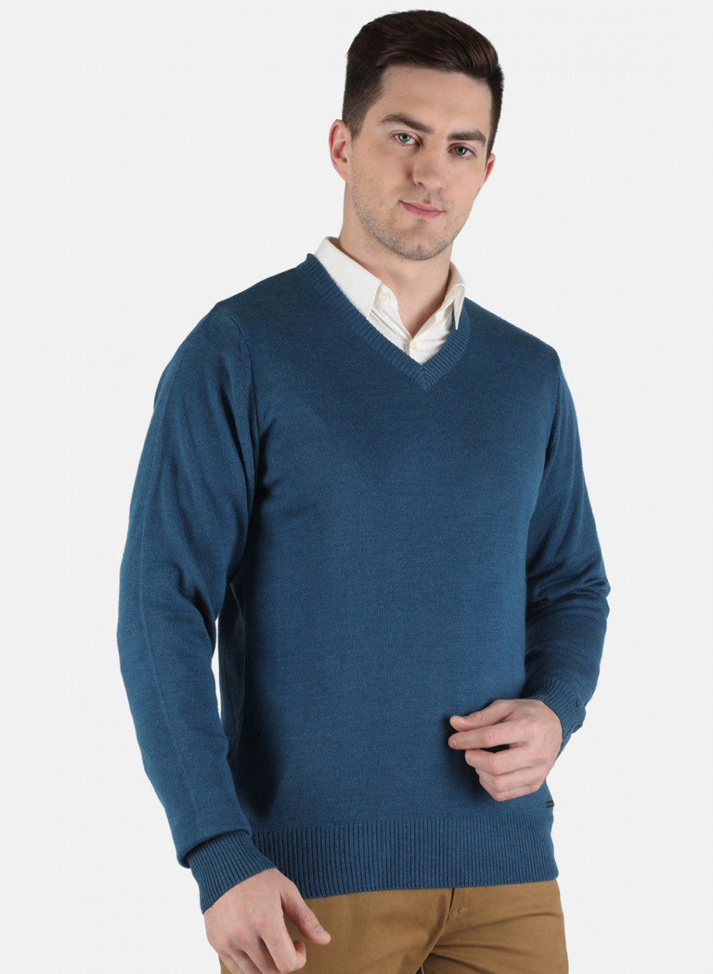 Men Blue Solid Pullover