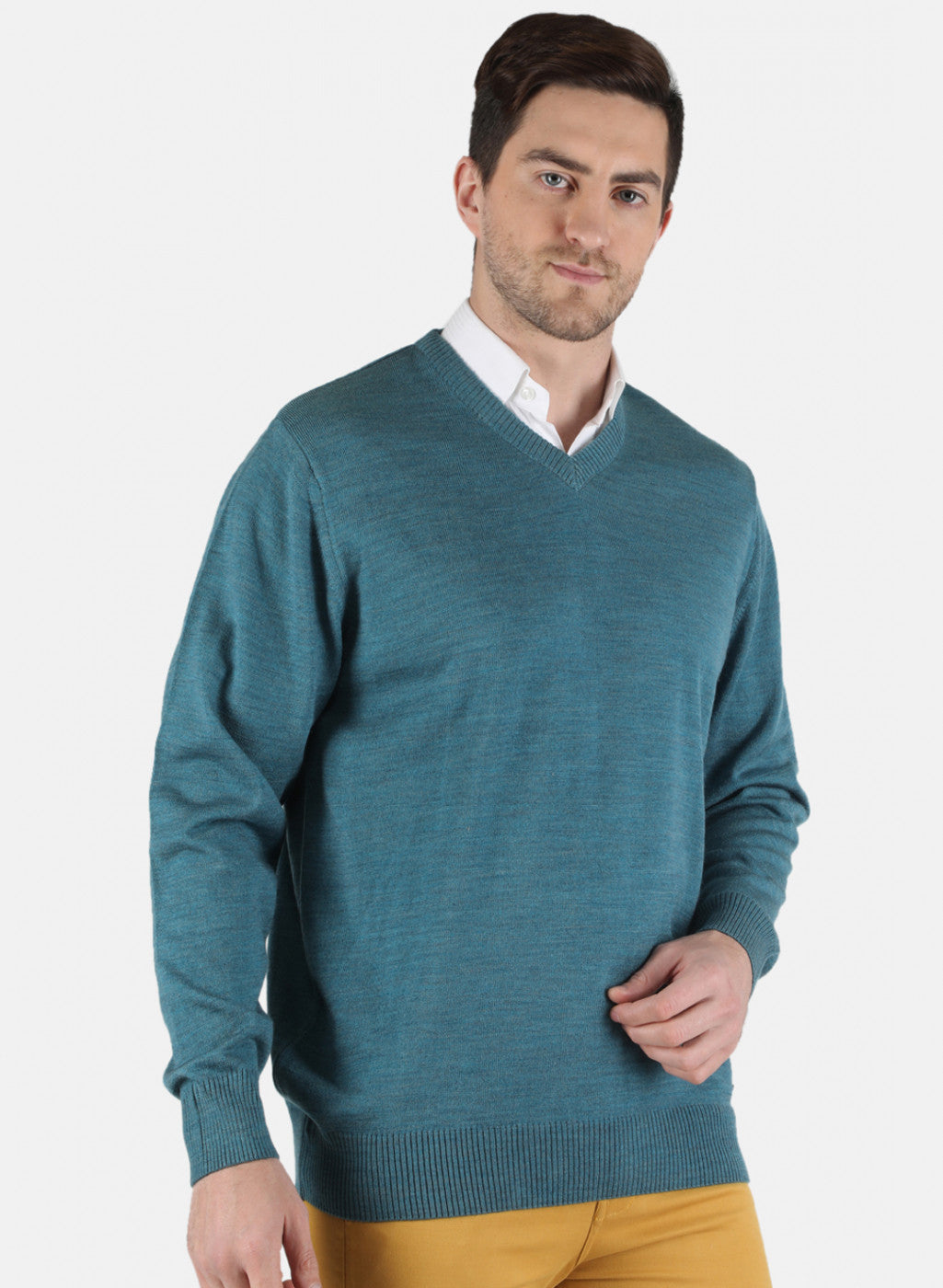 Men Blue Solid Pullover