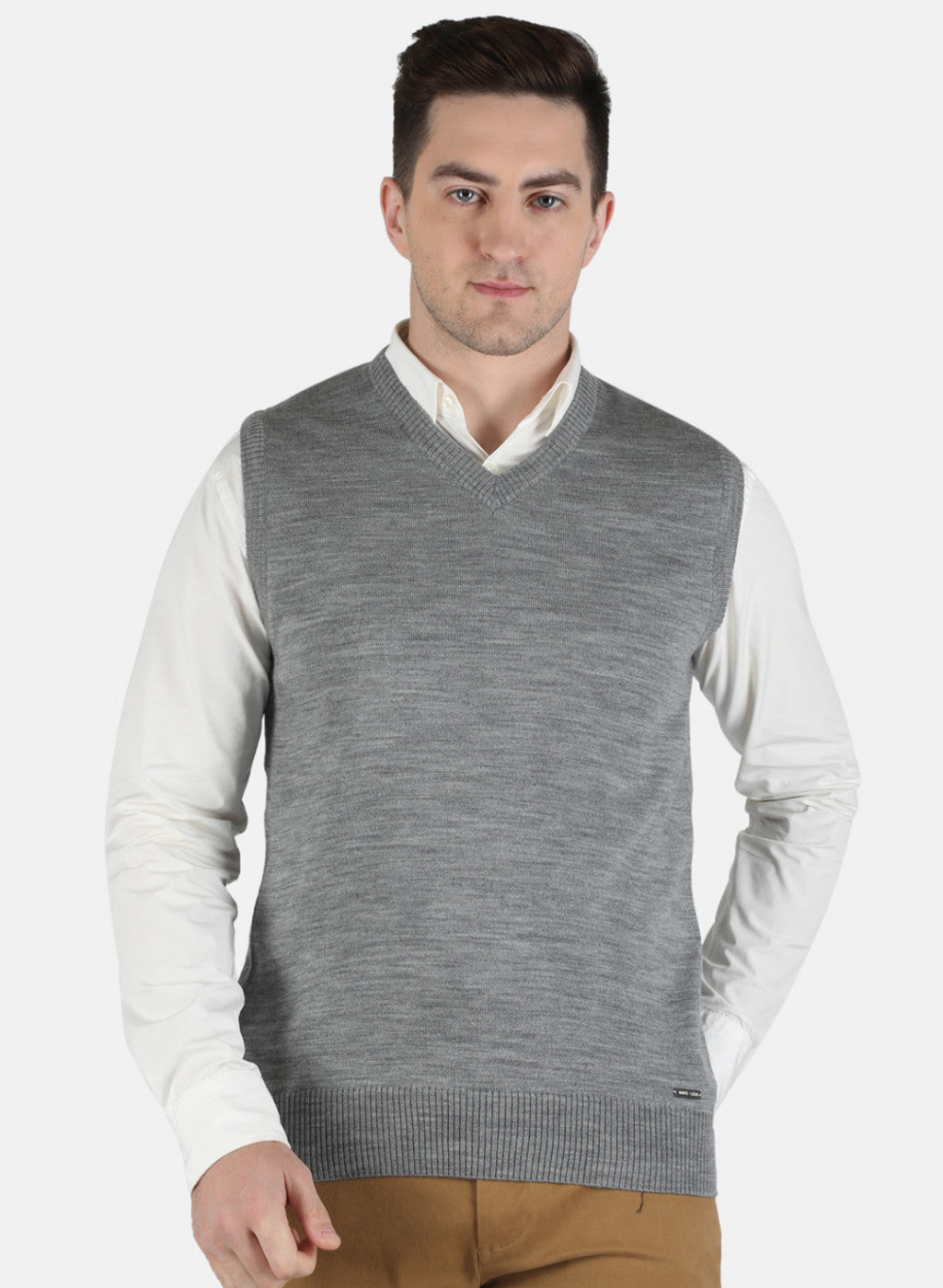 Men Grey Solid Sweater