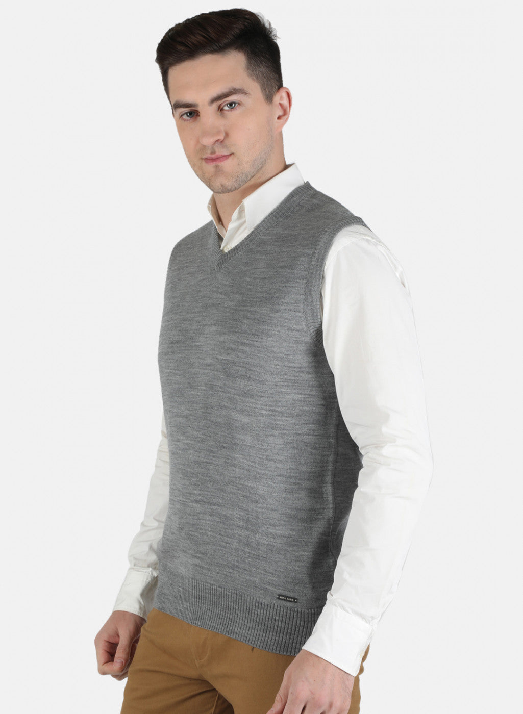 Men Grey Solid Sweater