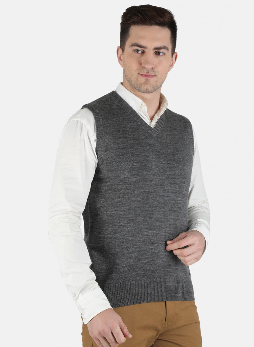 Men Grey Solid Sweater