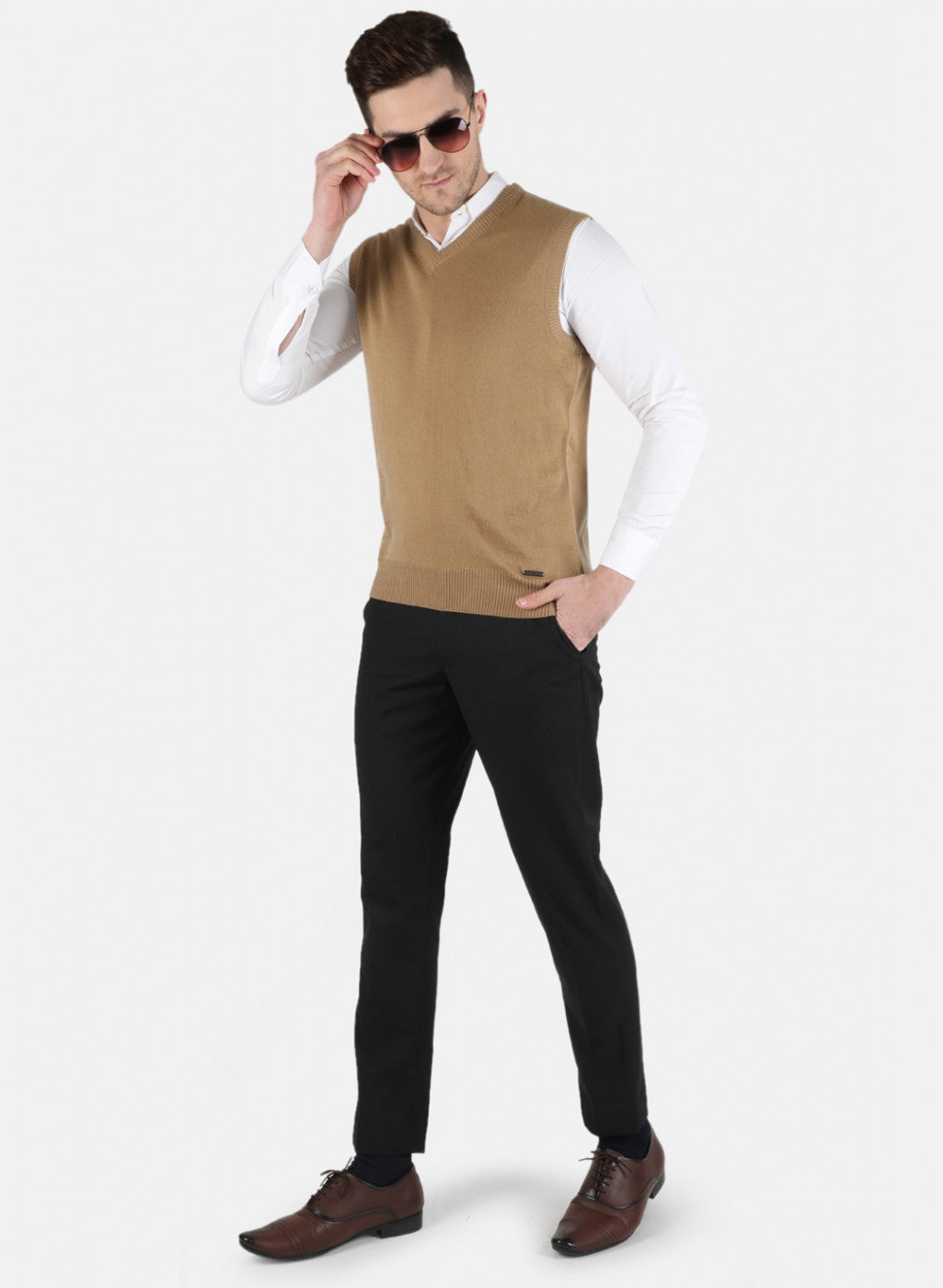 Men Brown Solid Sweater