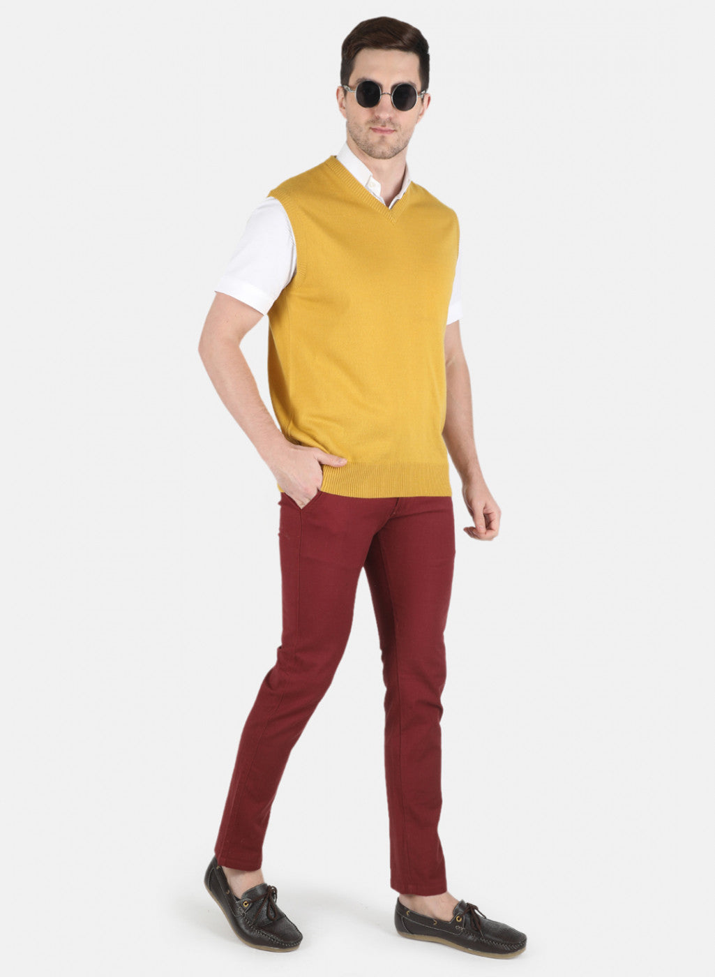 Men Yellow Solid Sweater